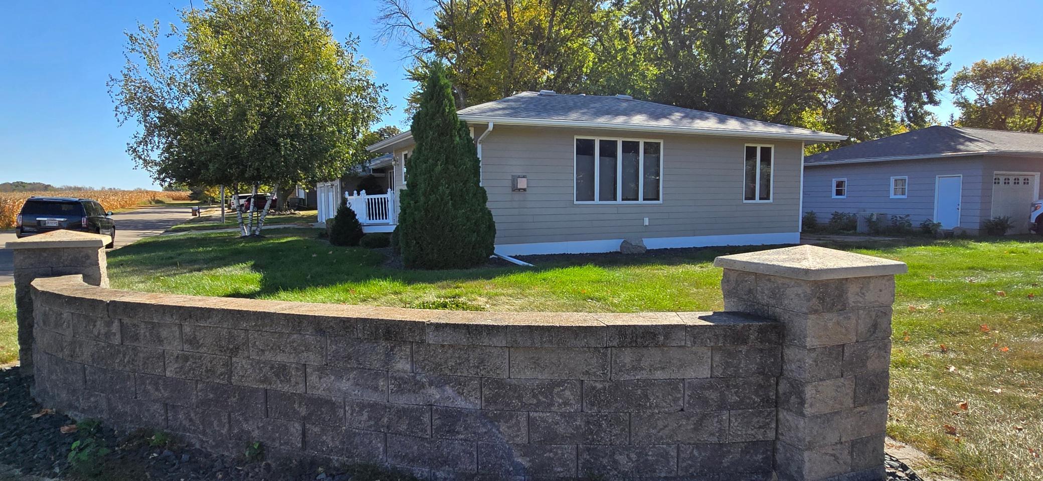 313 3rd Avenue N Property Photo 6