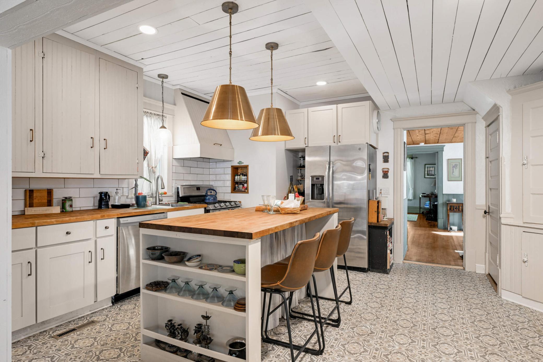 1518 Madison Street Property Photo 12