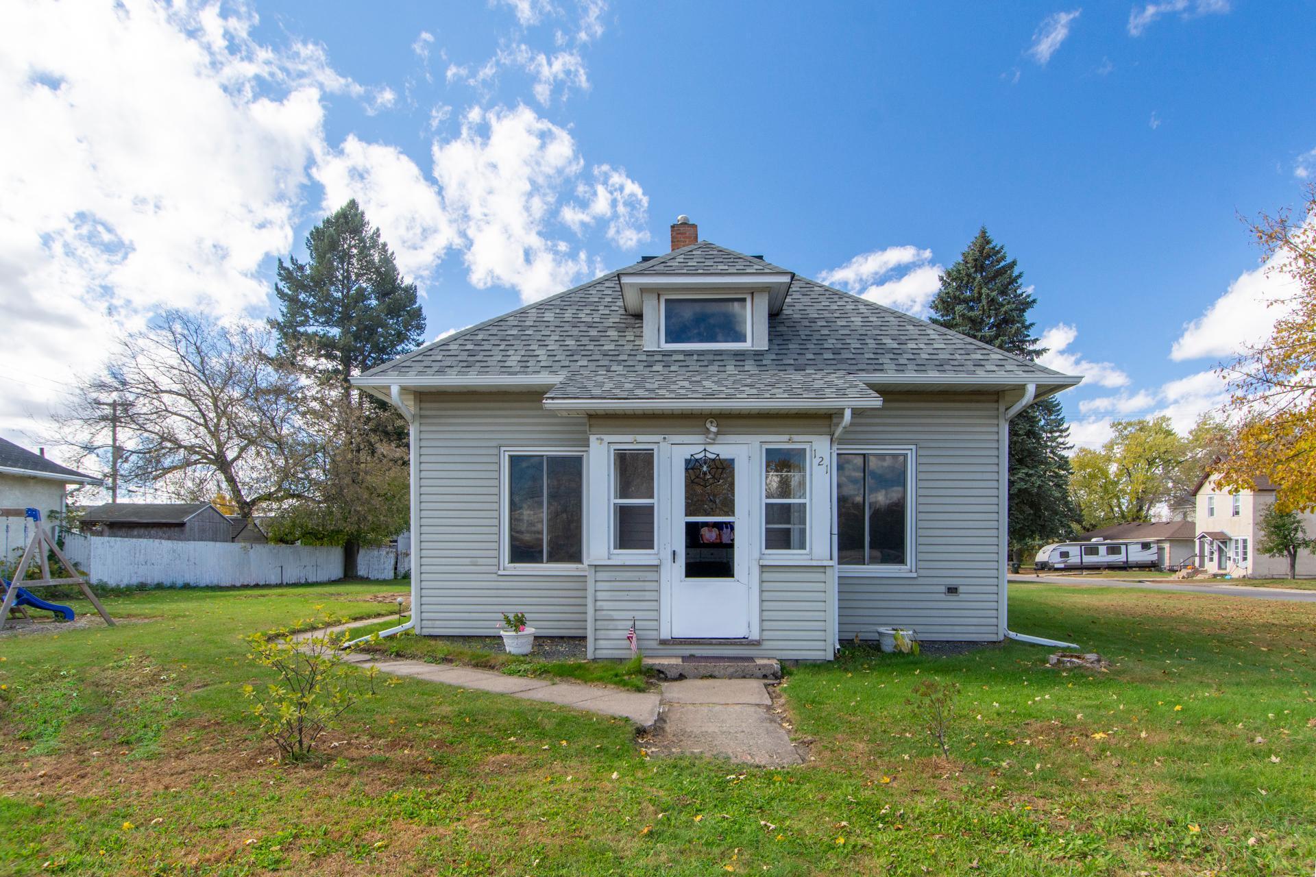 121 1st Avenue Property Photo 1