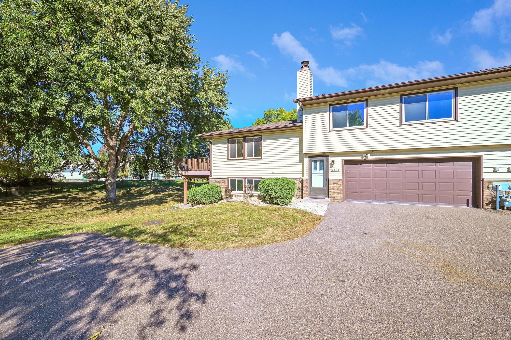 7892 83rd Court Property Photo 1