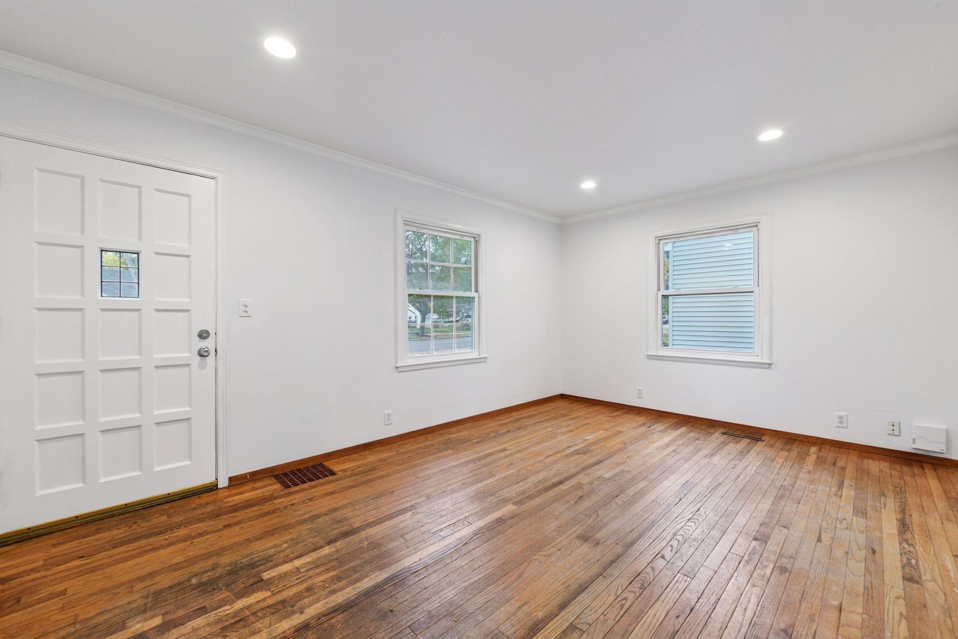 2724 Dakota Avenue Property Photo 2