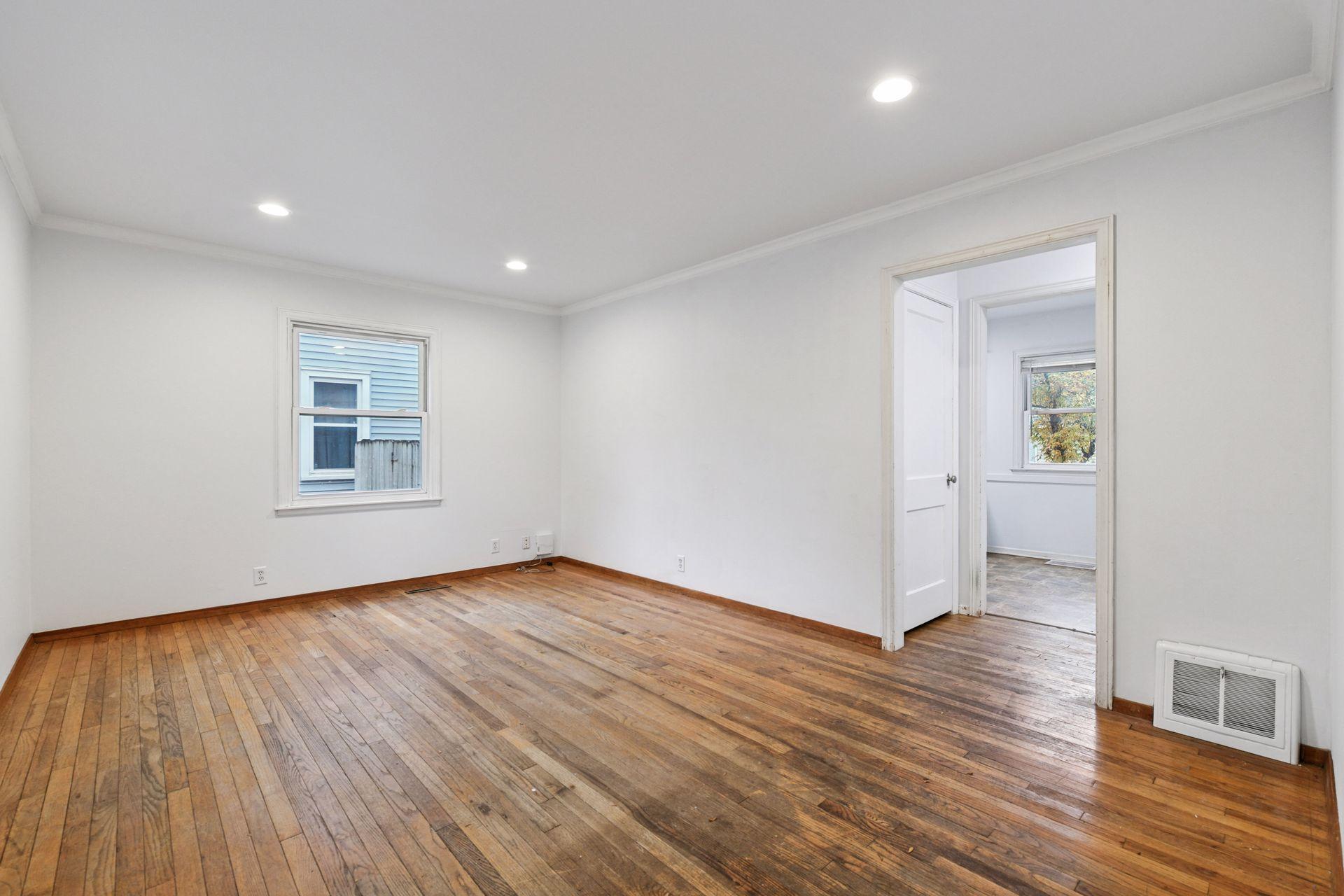 2724 Dakota Avenue Property Photo 3