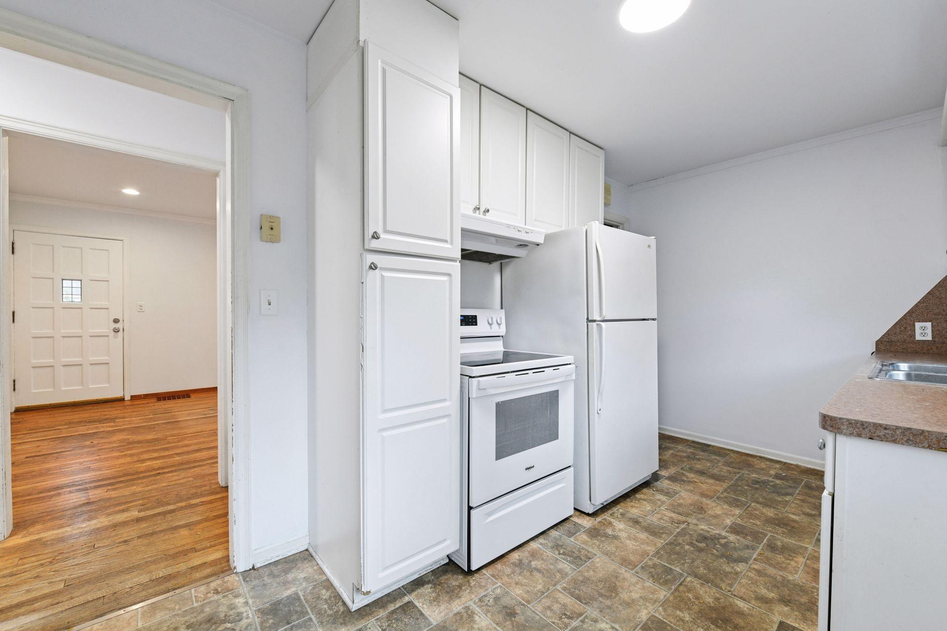 2724 Dakota Avenue Property Photo 5