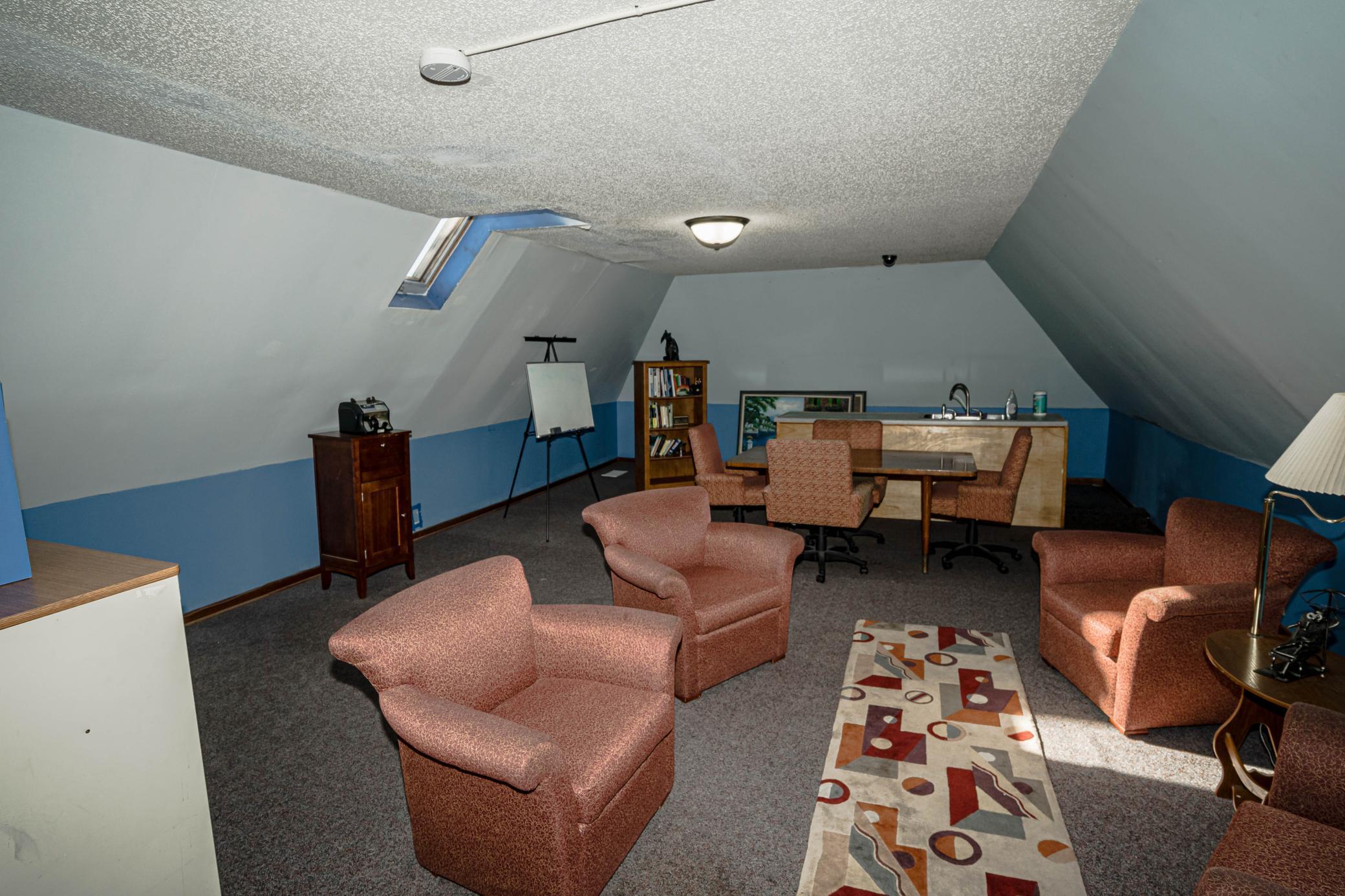 977 Payne Avenue Property Photo 14