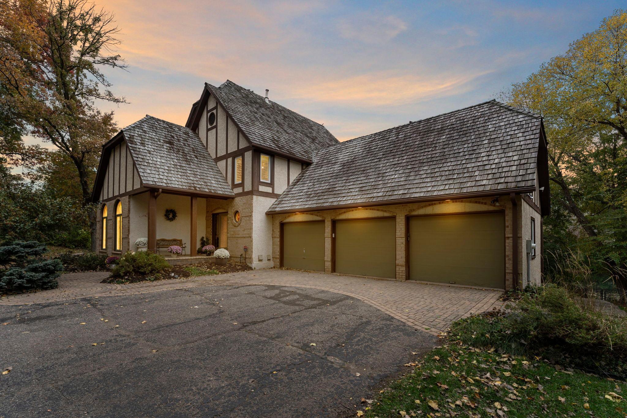 8611 Chalet Road Property Photo 1