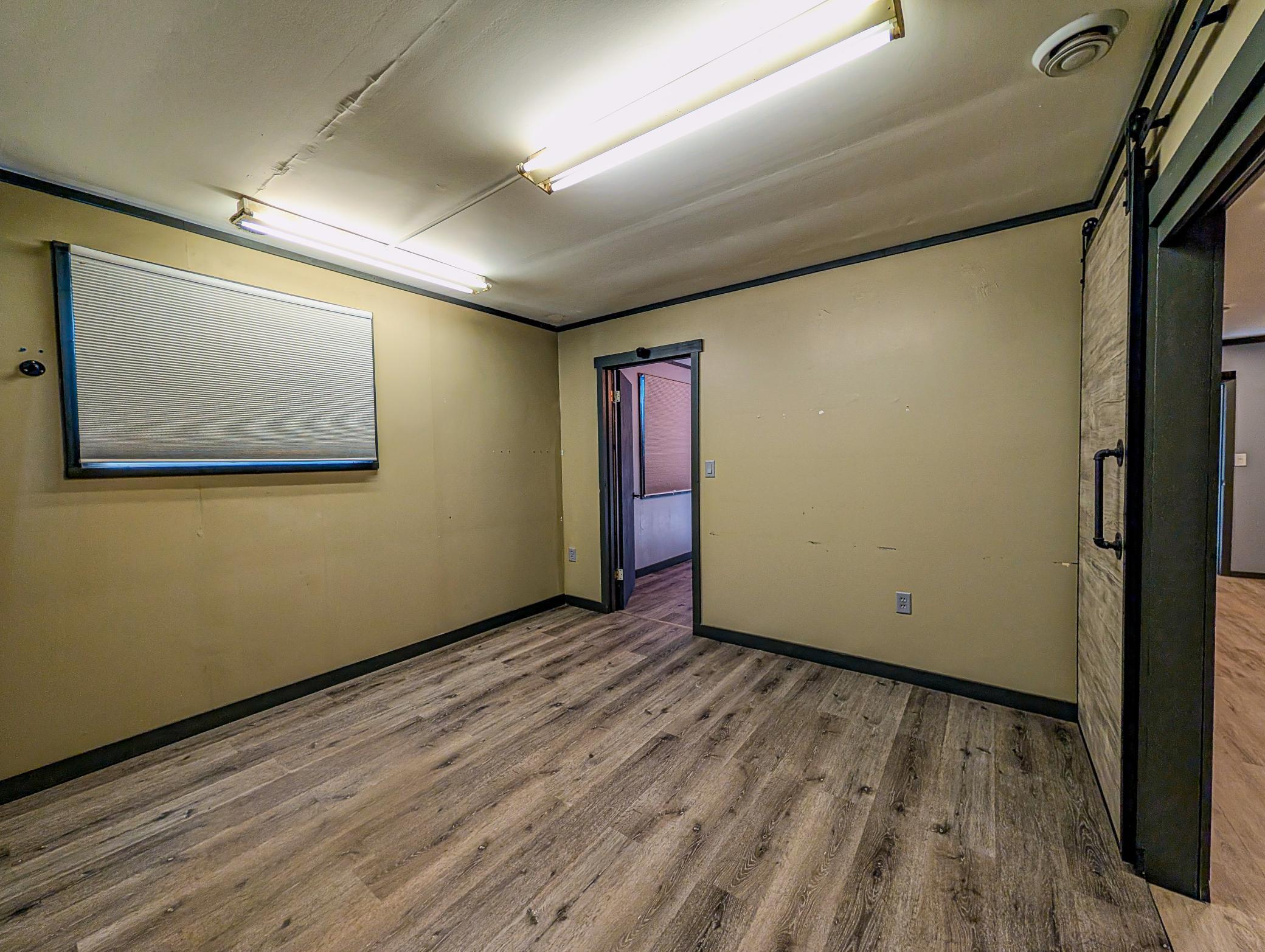 83 Outer Drive Property Photo 5