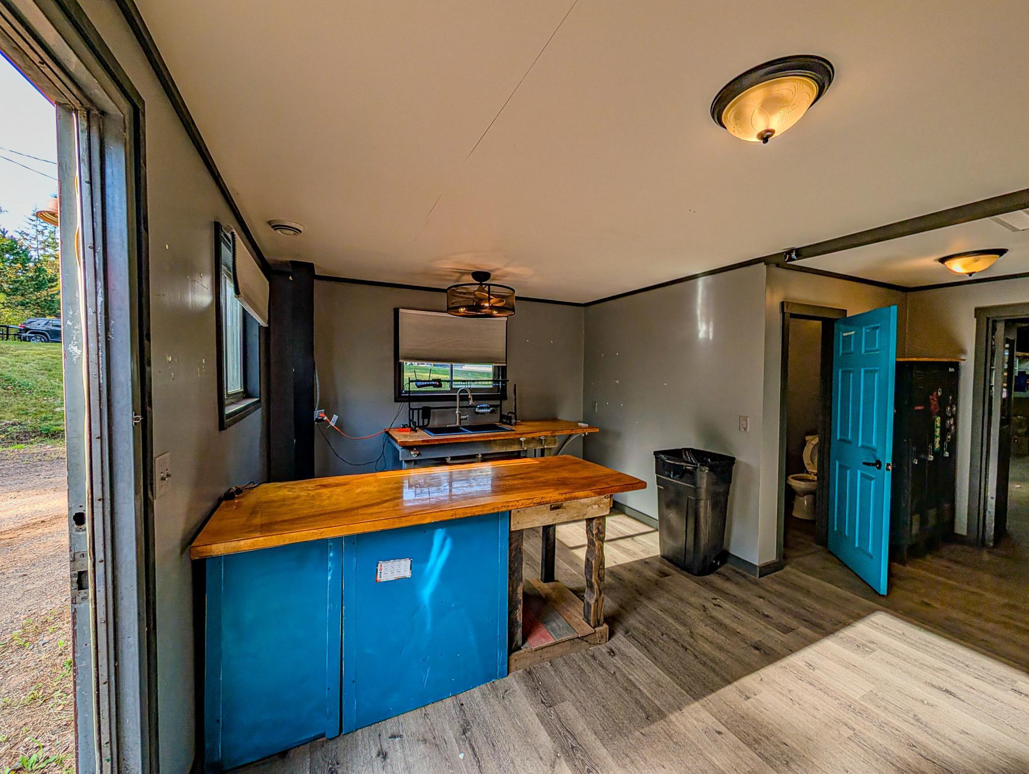 83 Outer Drive Property Photo 18