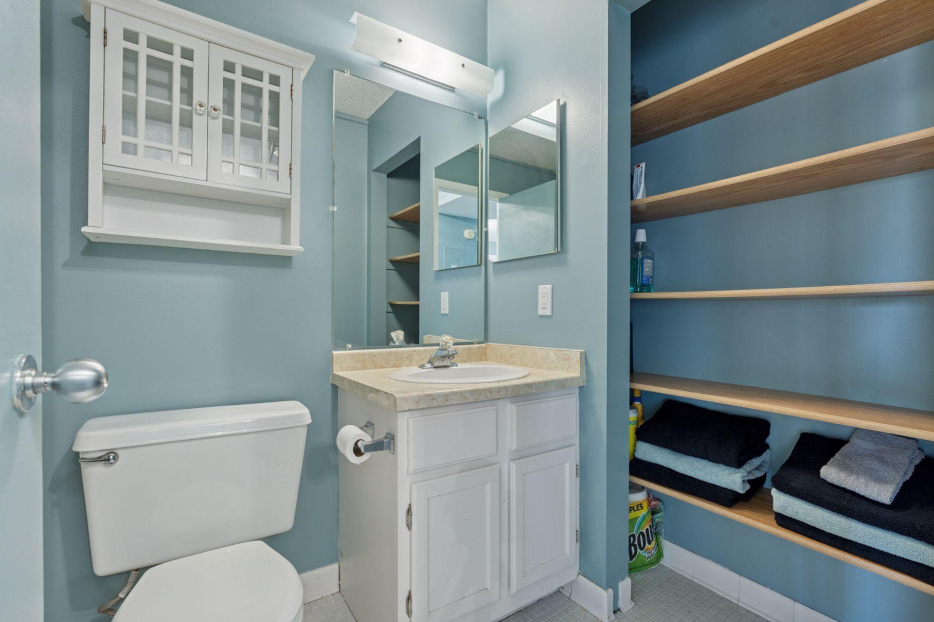 66 9th Street E 2501 Property Photo 28