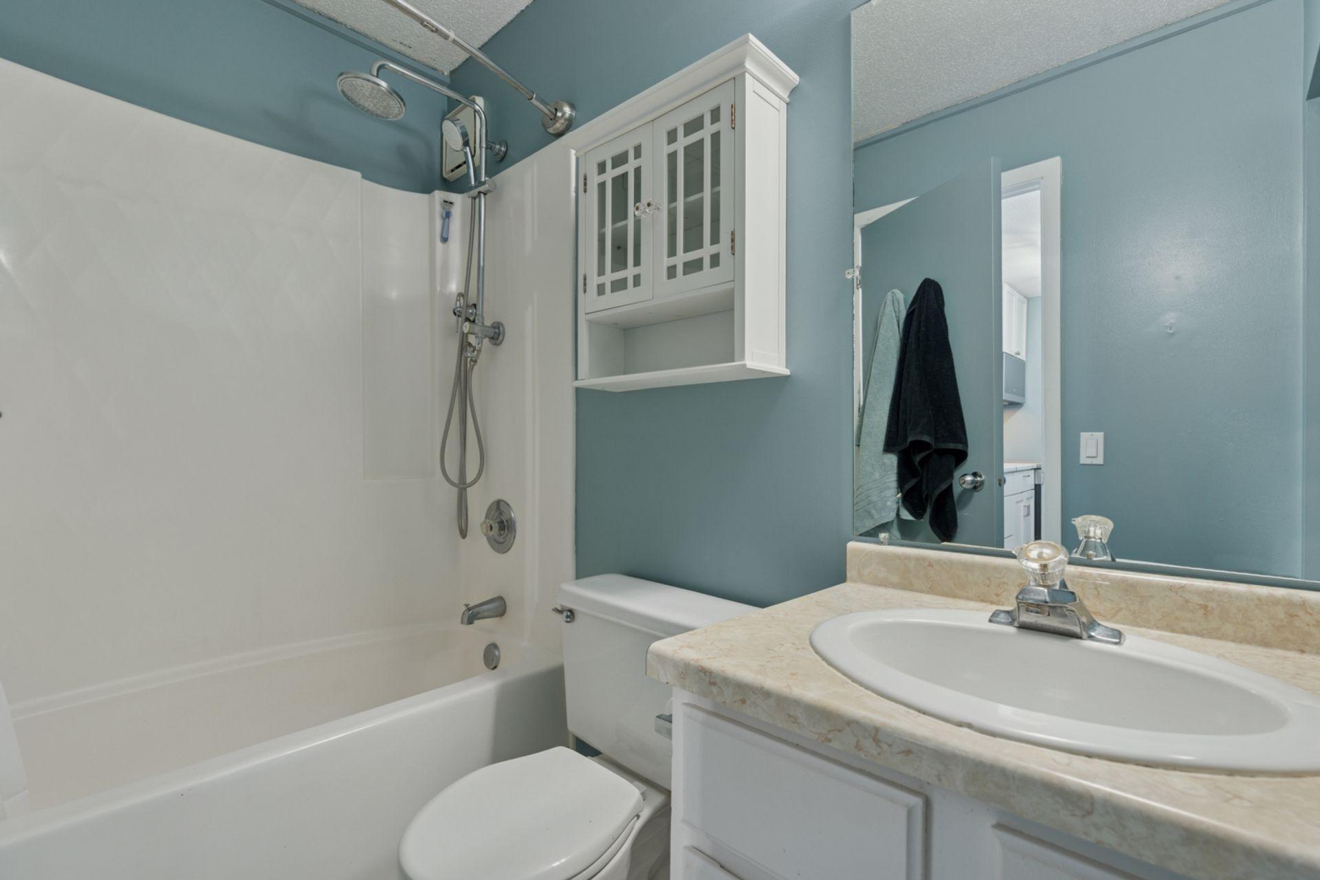 66 9th Street E 2501 Property Photo 29