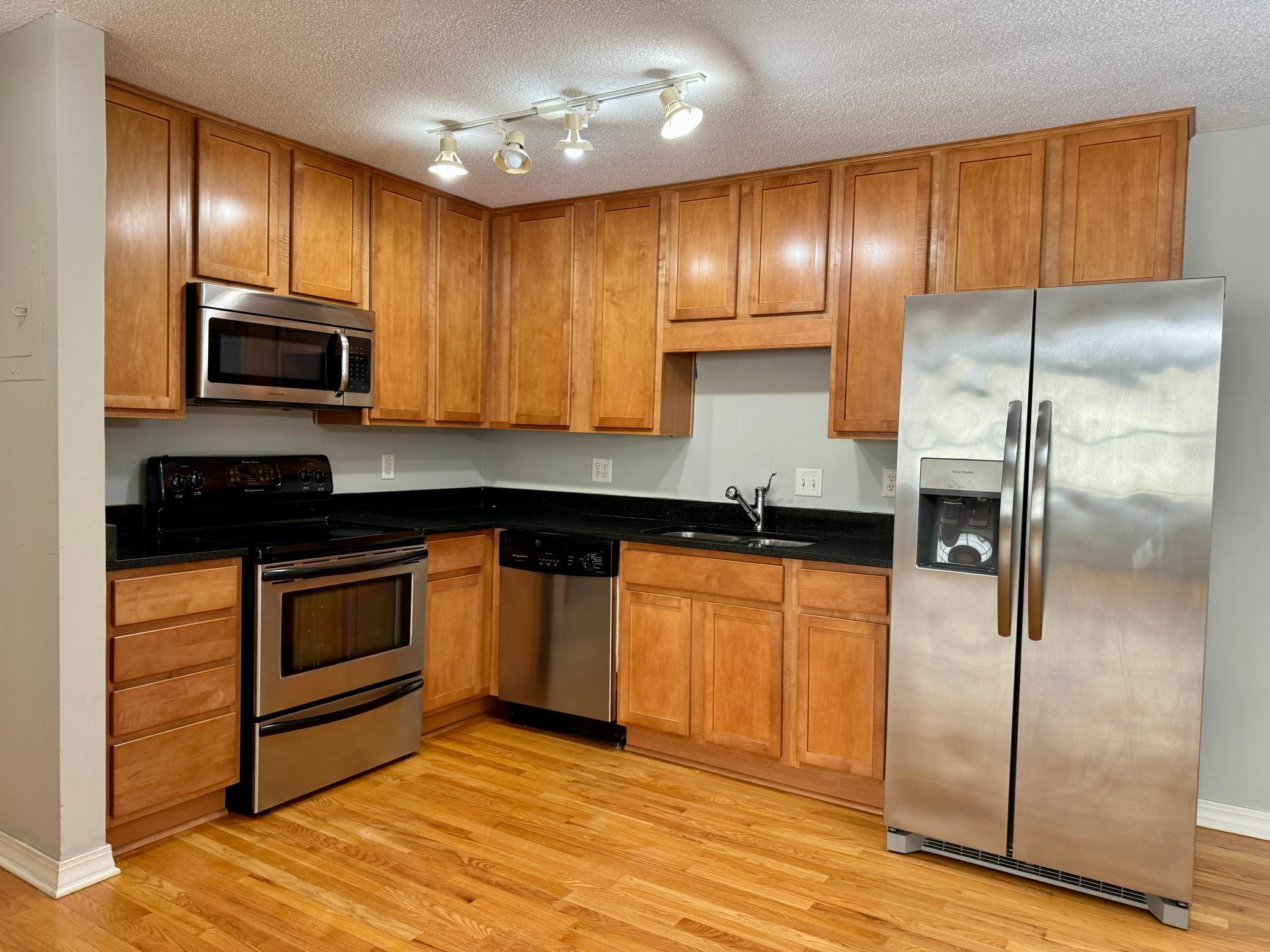 3150 Excelsior Blvd 211 Property Photo 1