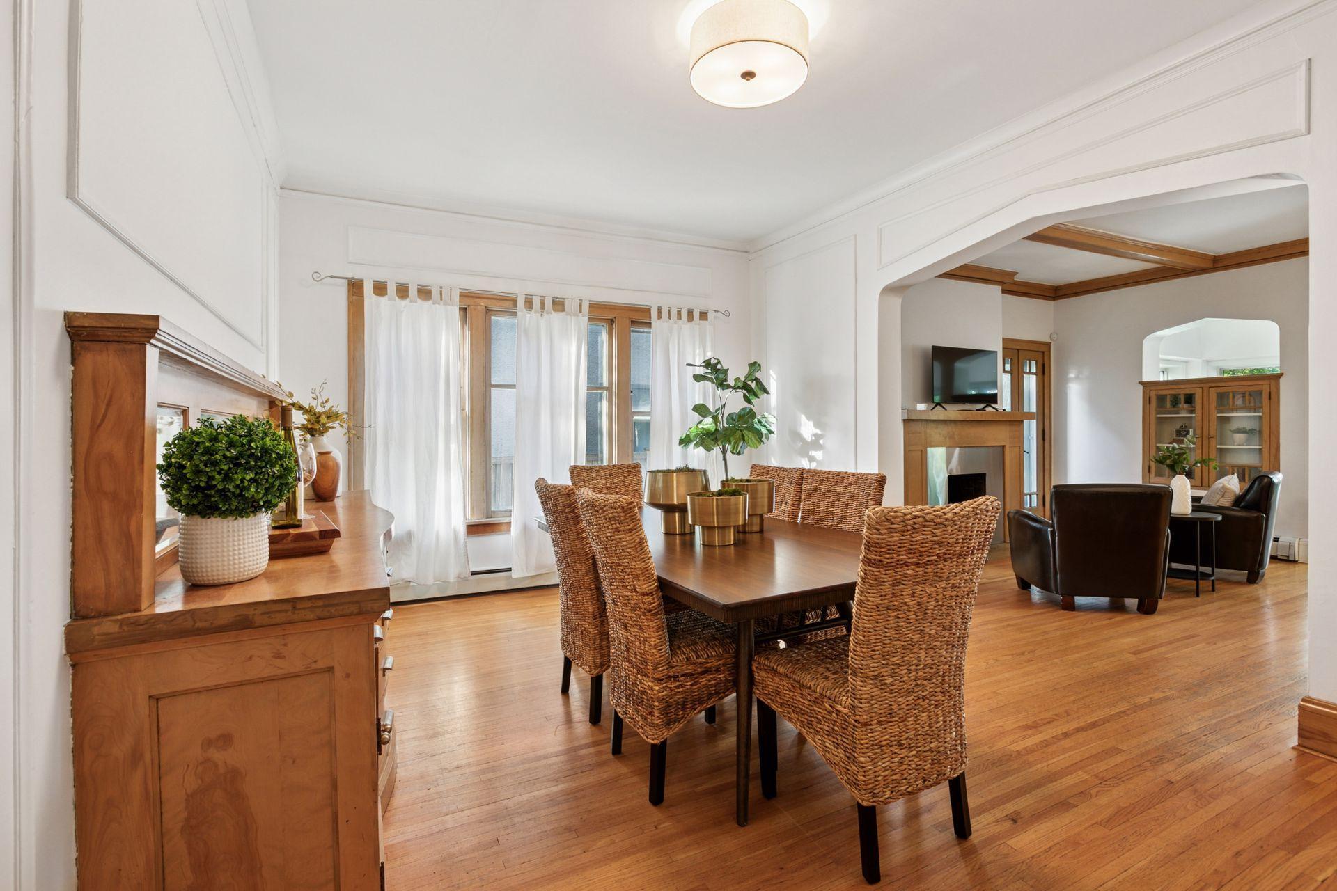 2833 Irving Avenue Property Photo 11