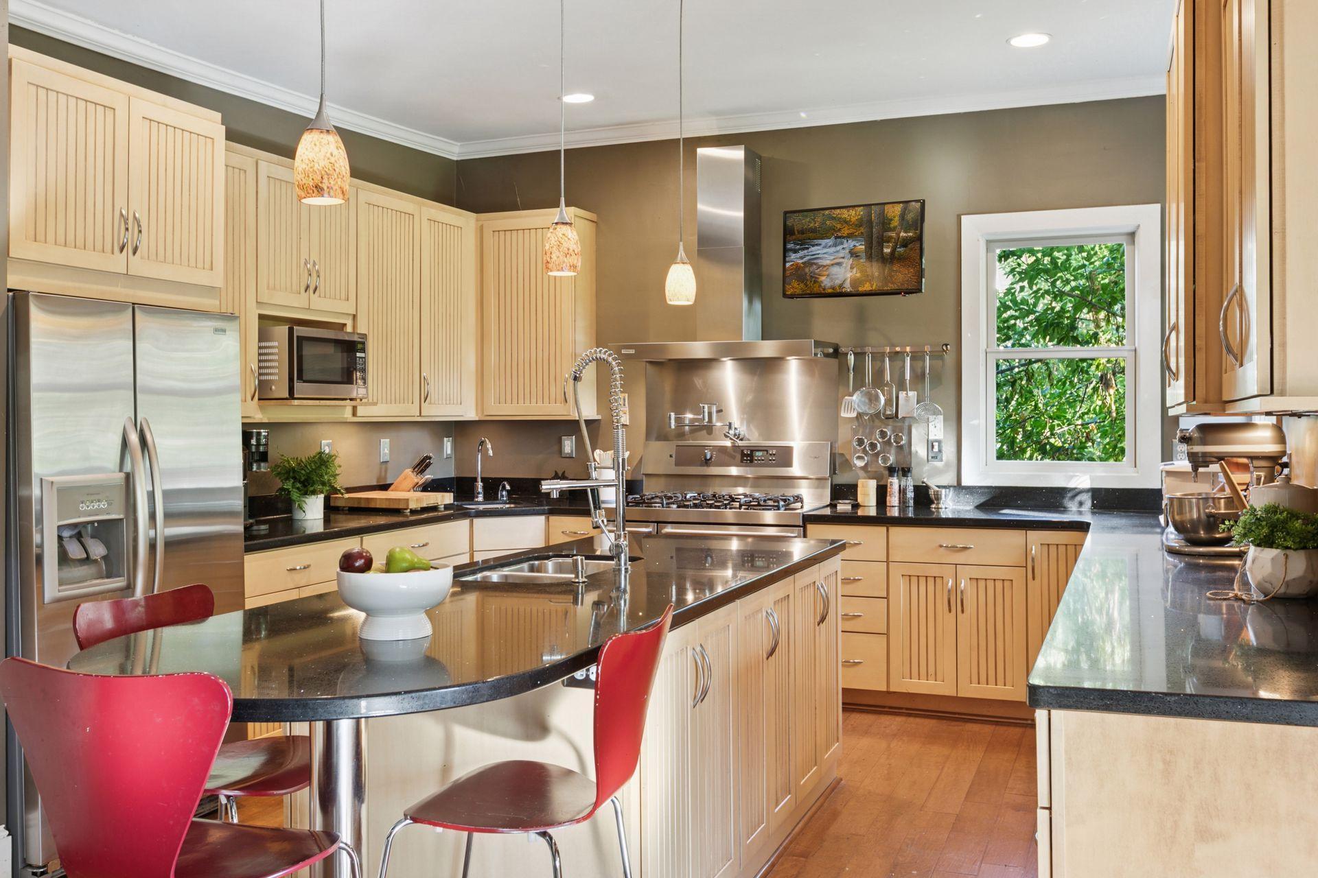 2833 Irving Avenue Property Photo 28