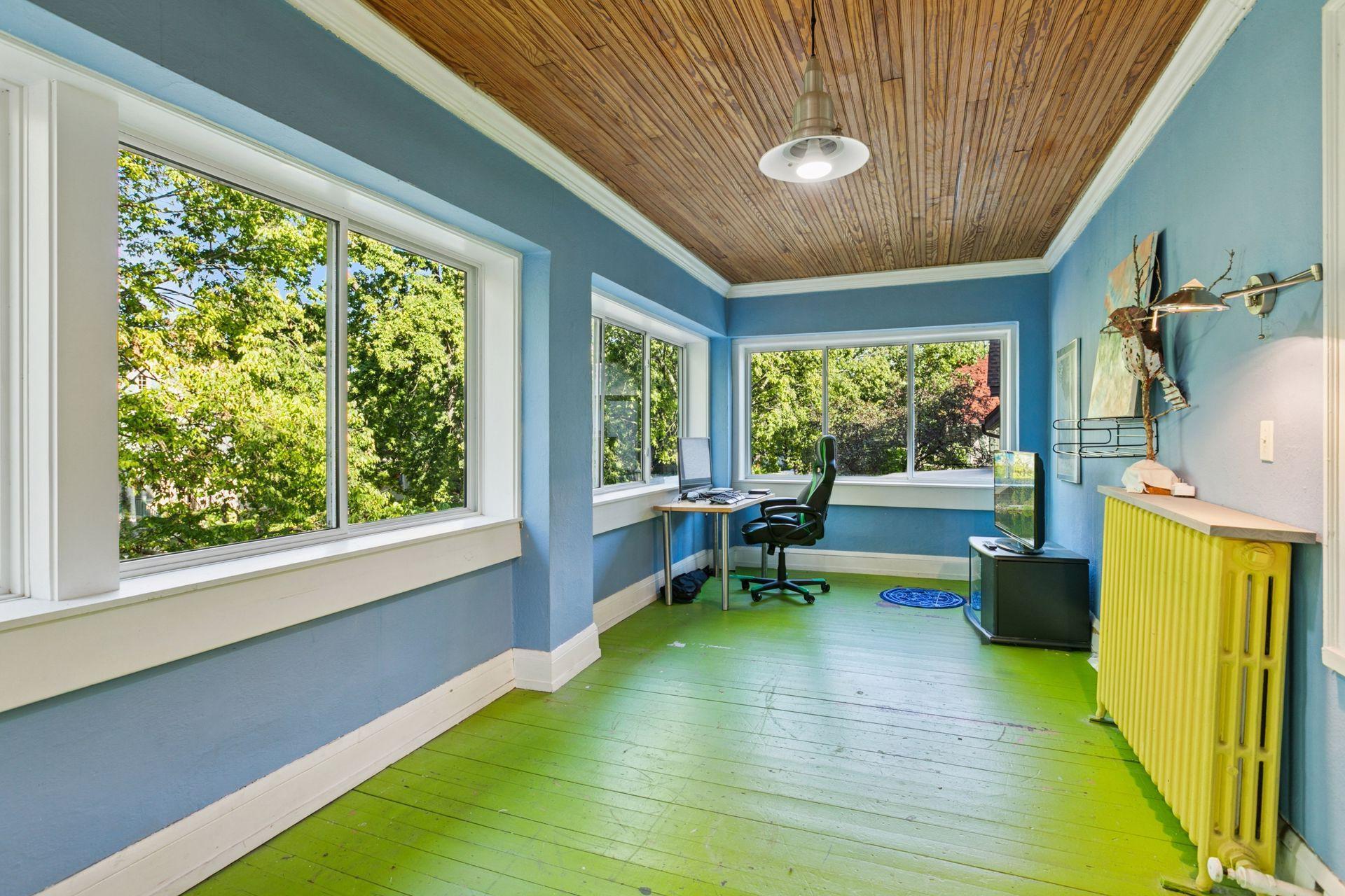 2833 Irving Avenue Property Photo 30