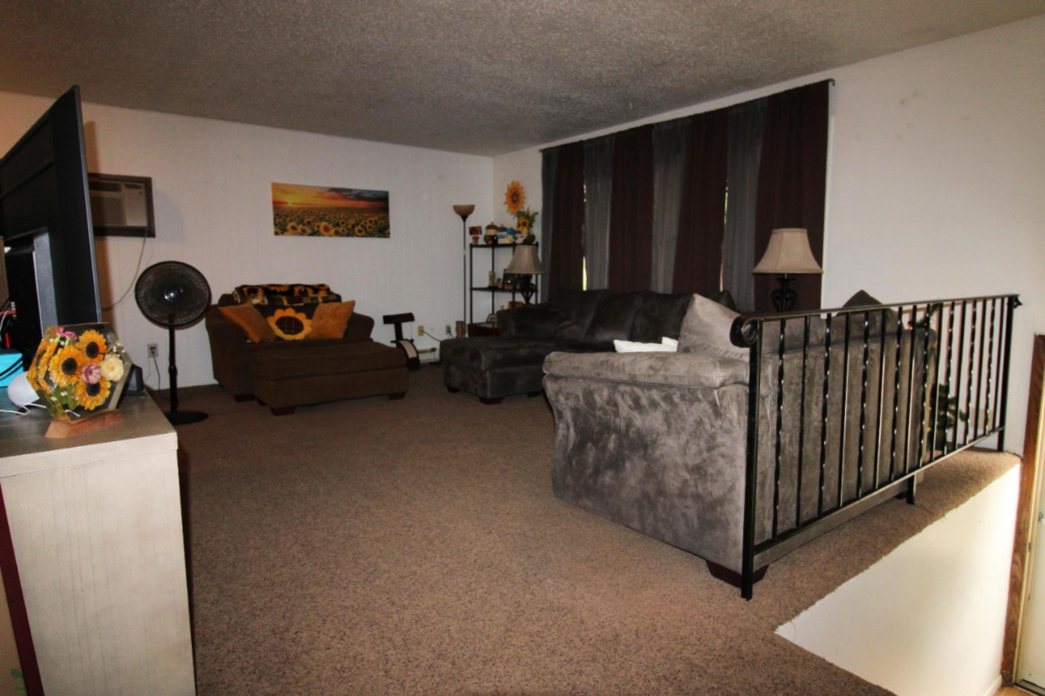 3107 Covent Garden Street Property Photo 5