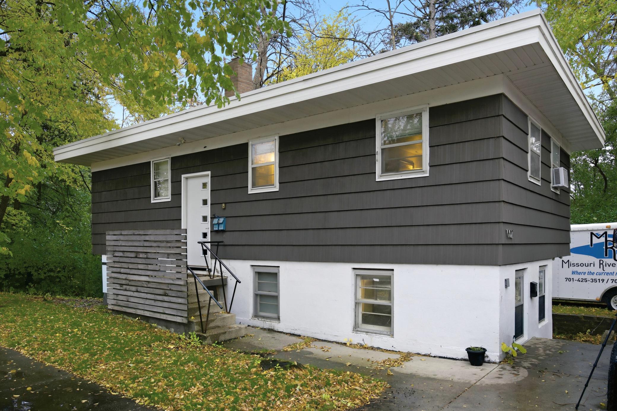 1002 9th Street Property Photo 1