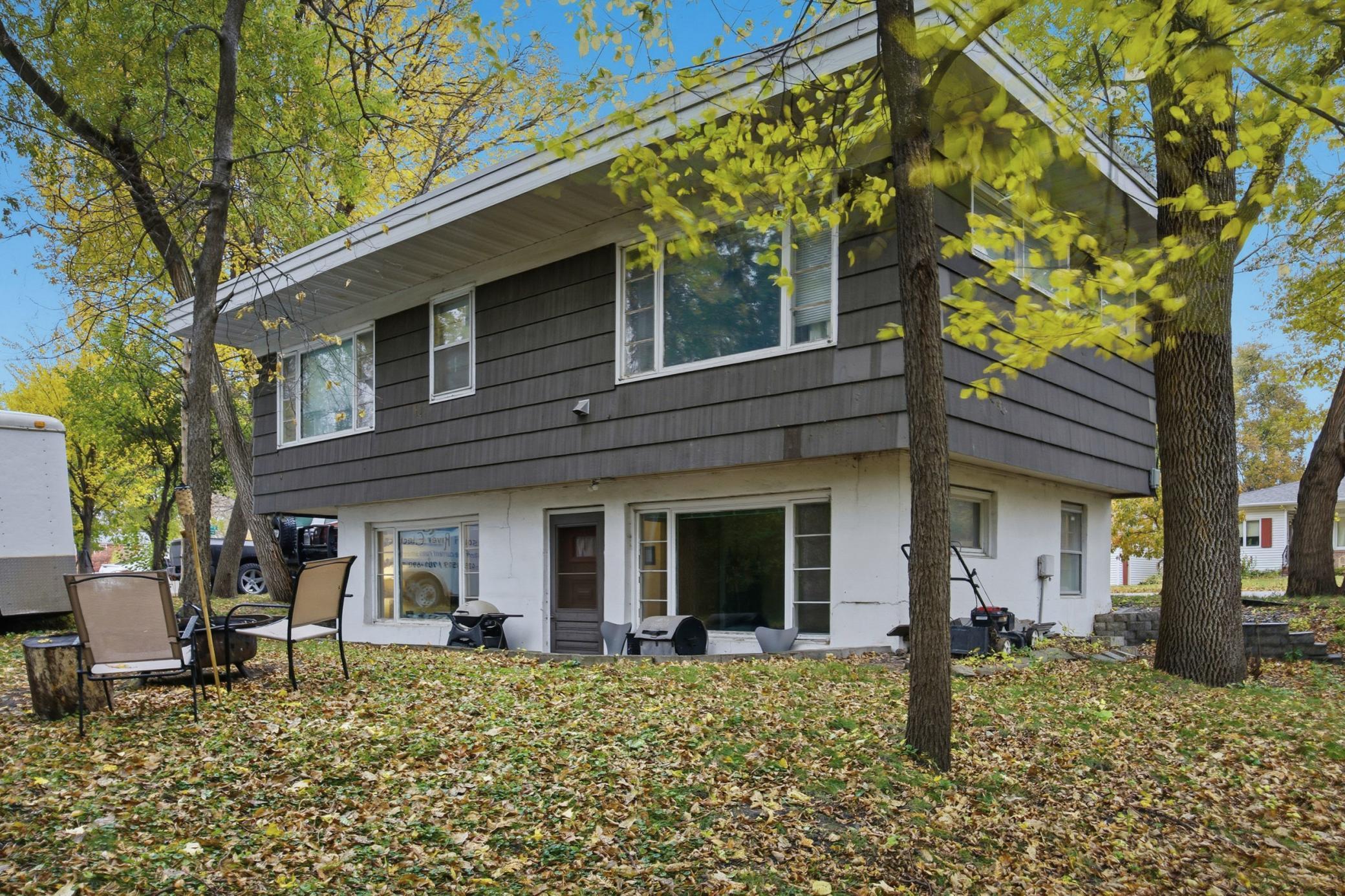 1002 9th Street Property Photo 3