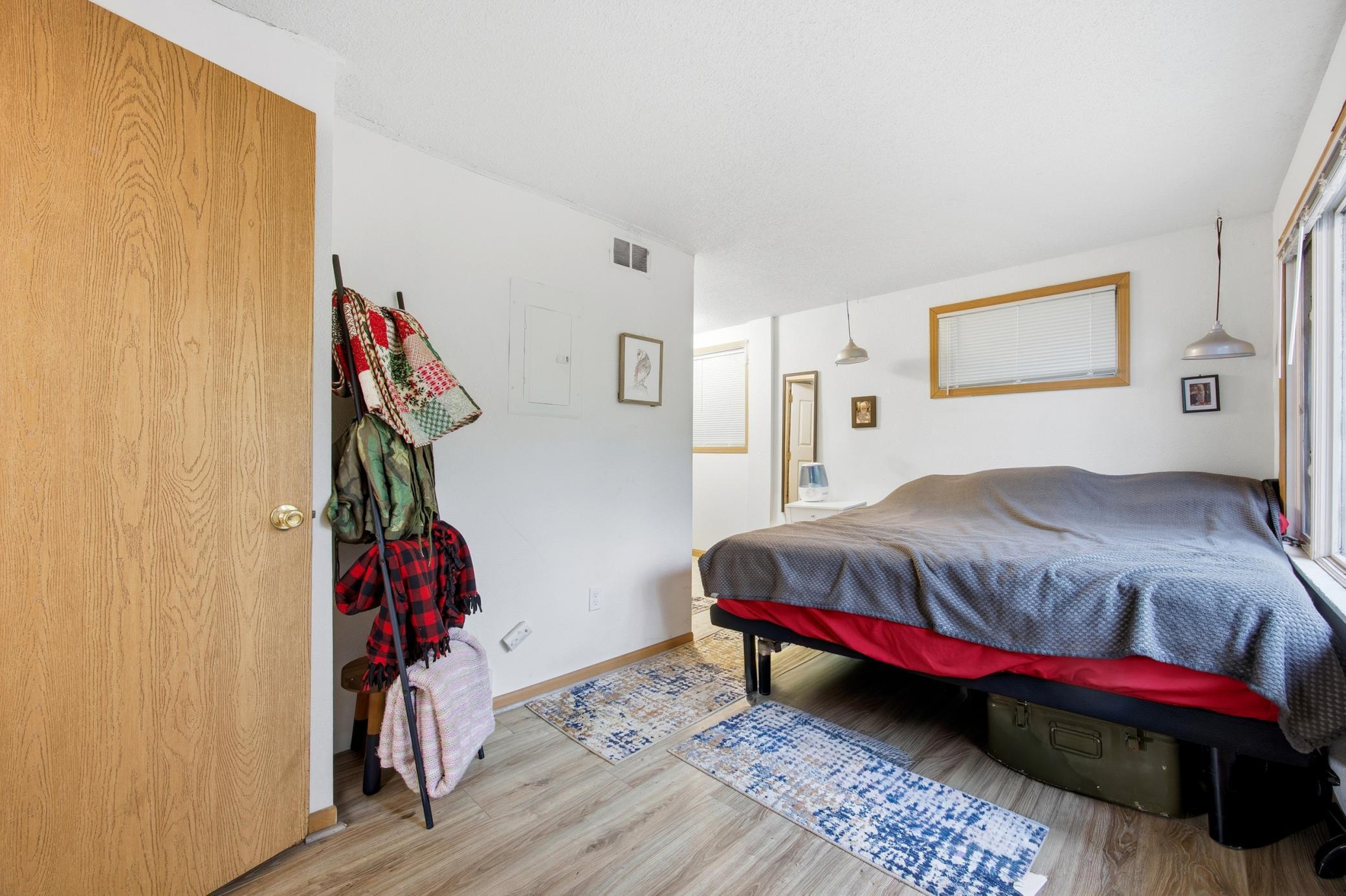 1002 9th Street Property Photo 9