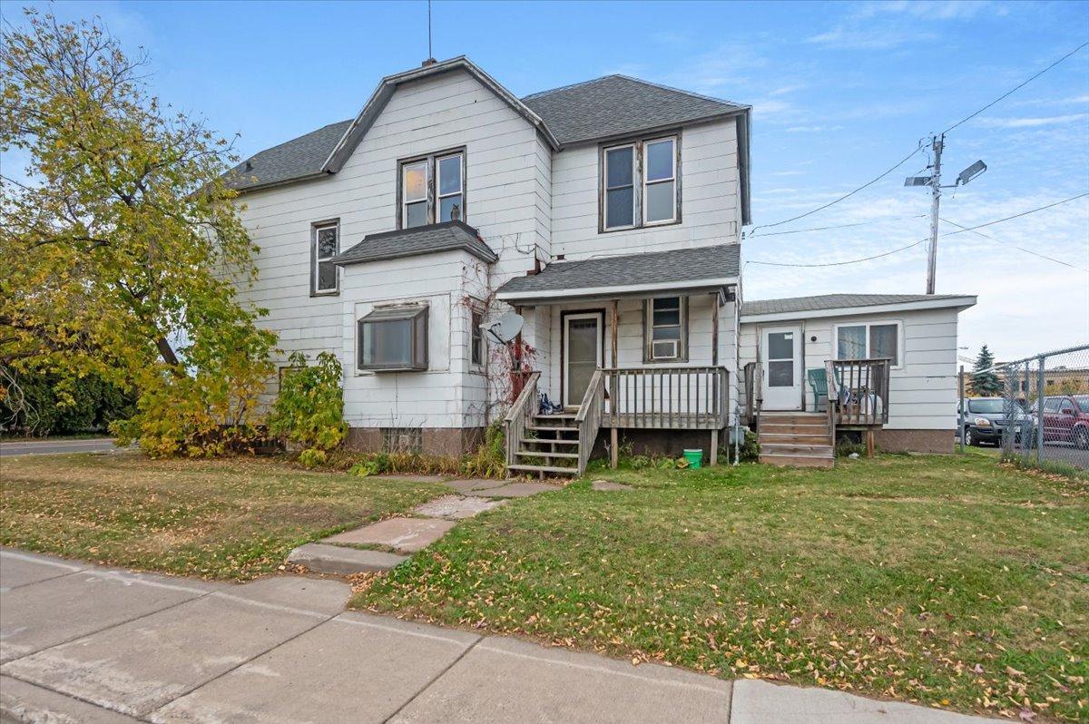 1028 Banks Avenue Property Photo 17