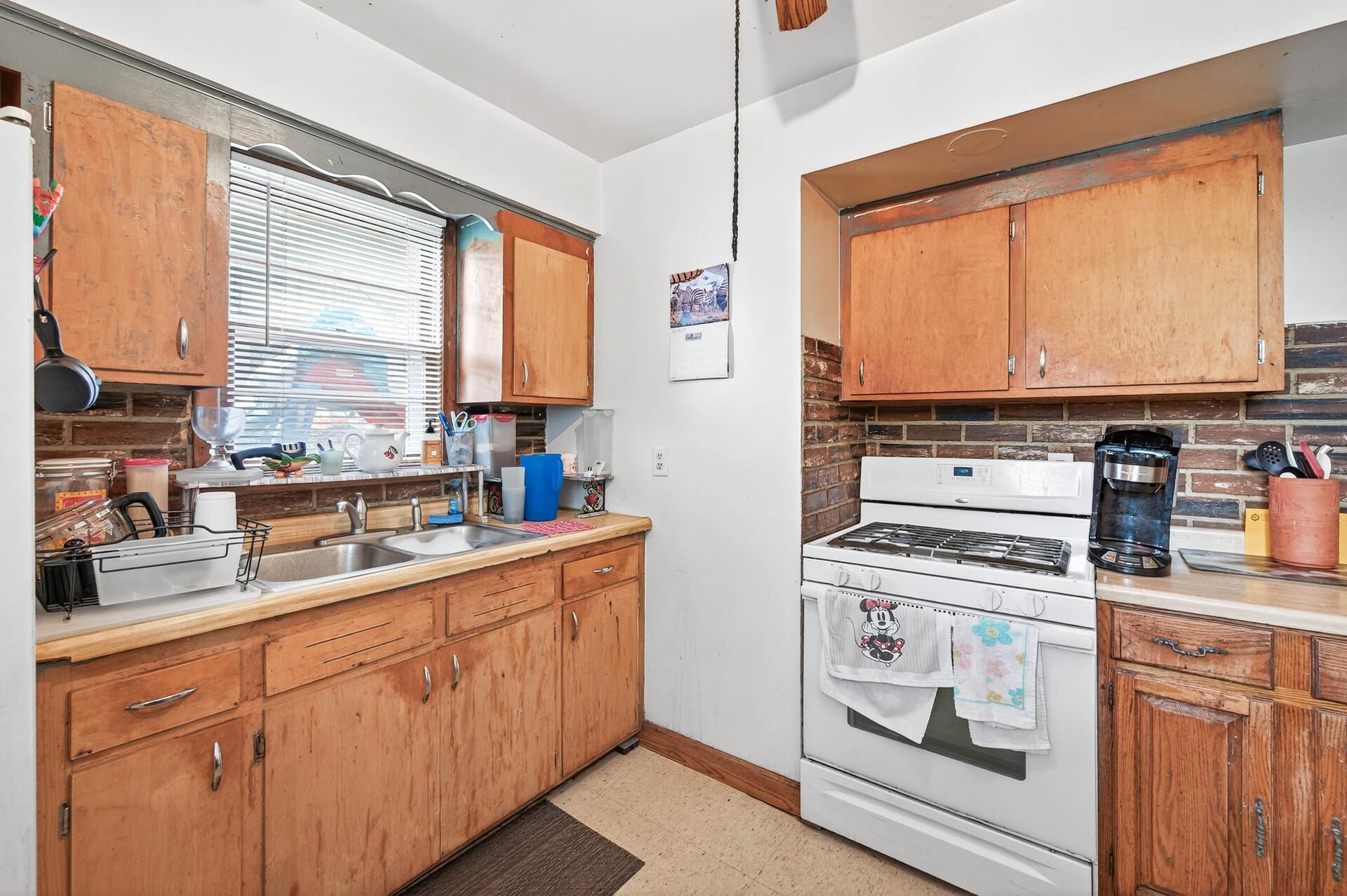 4630 Taylor Street Property Photo 17