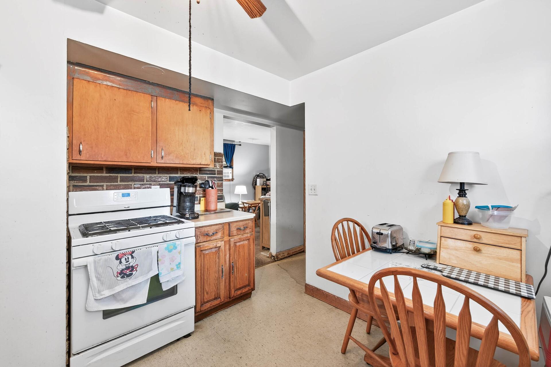 4630 Taylor Street Property Photo 19