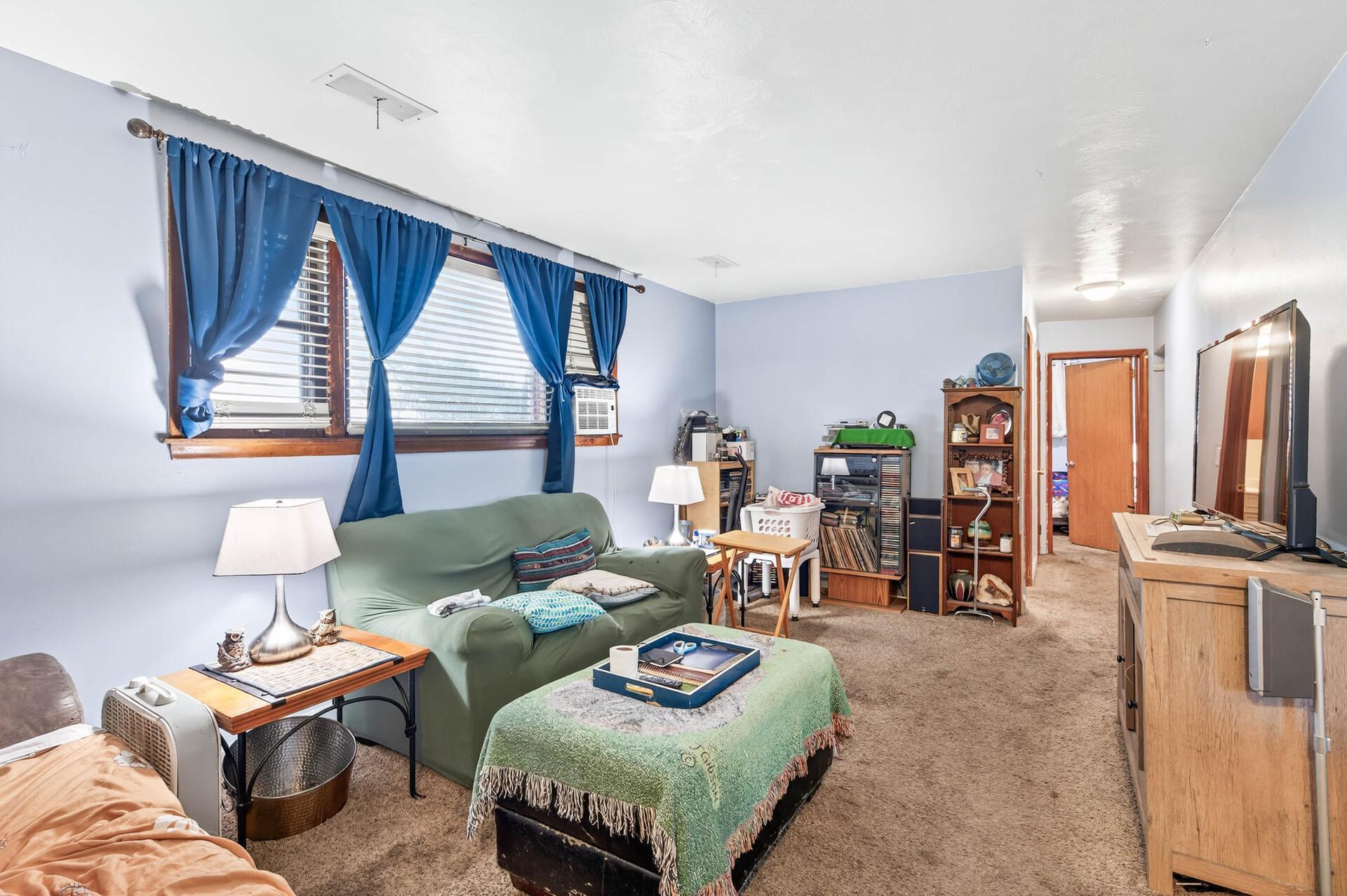 4630 Taylor Street Property Photo 21