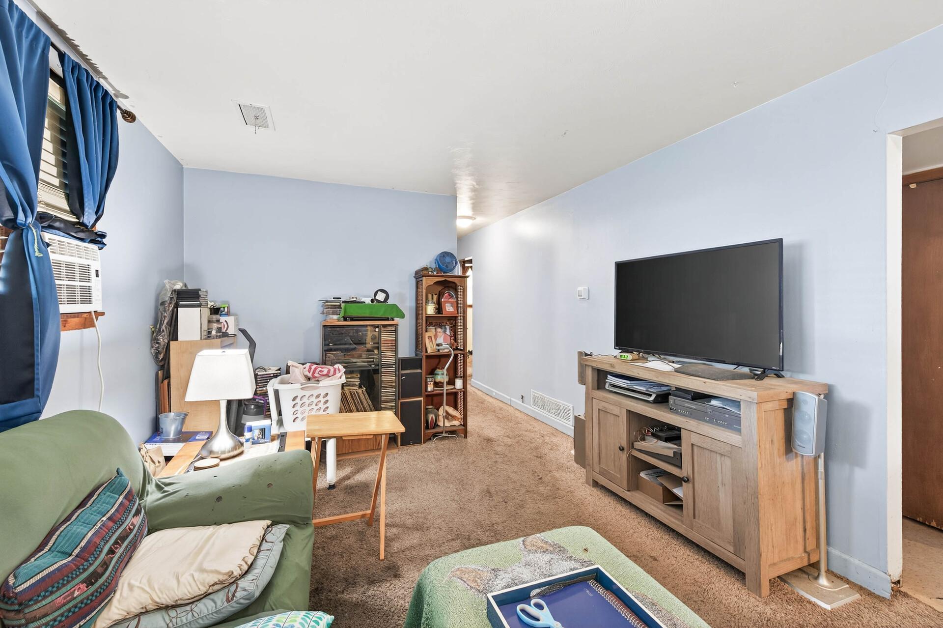 4630 Taylor Street Property Photo 23