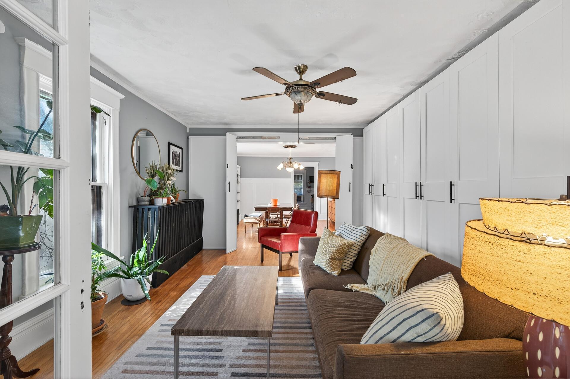 3232 3rd Avenue Property Photo 4