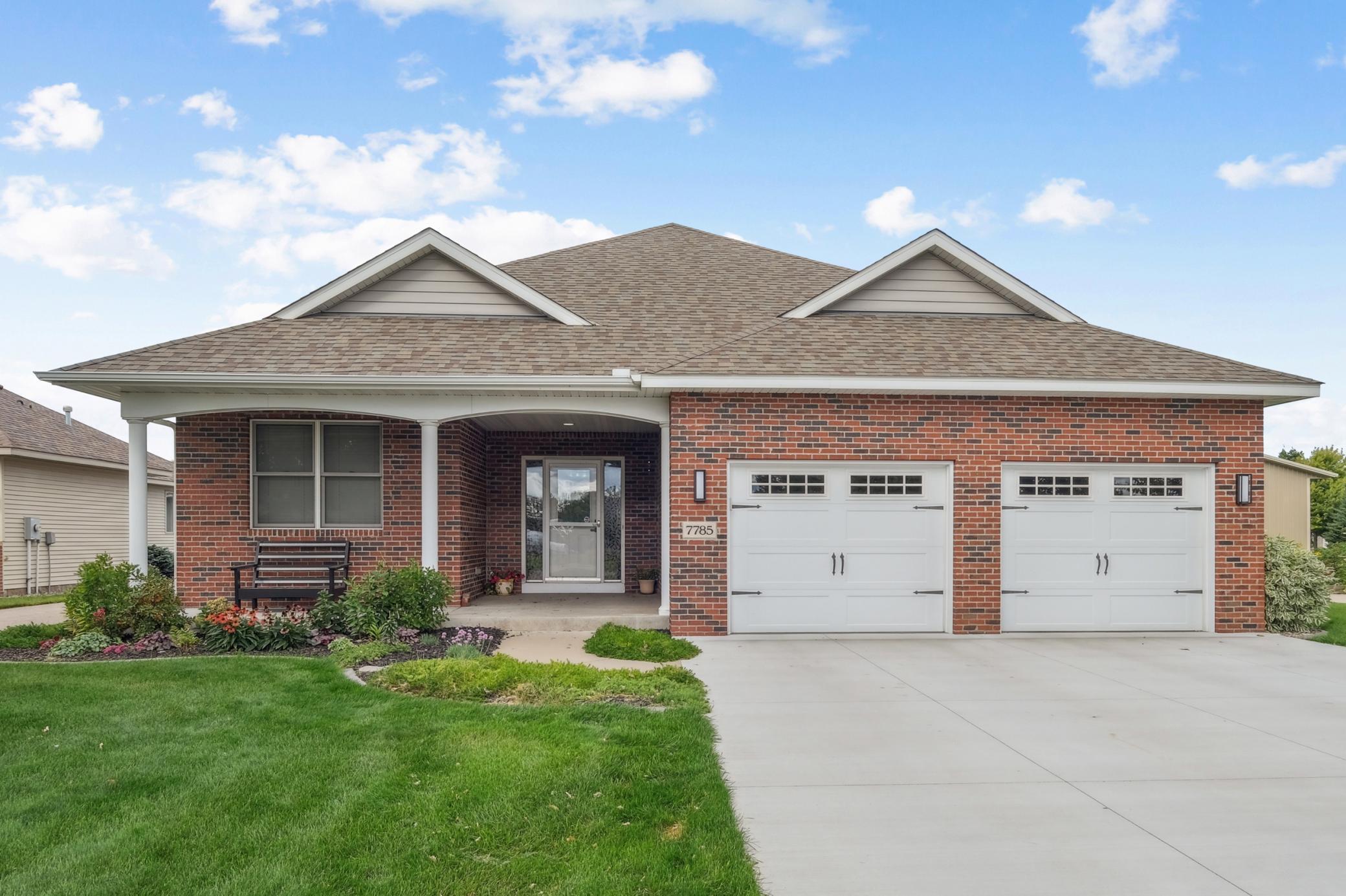 7785 Clydesdale Circle Property Photo 2