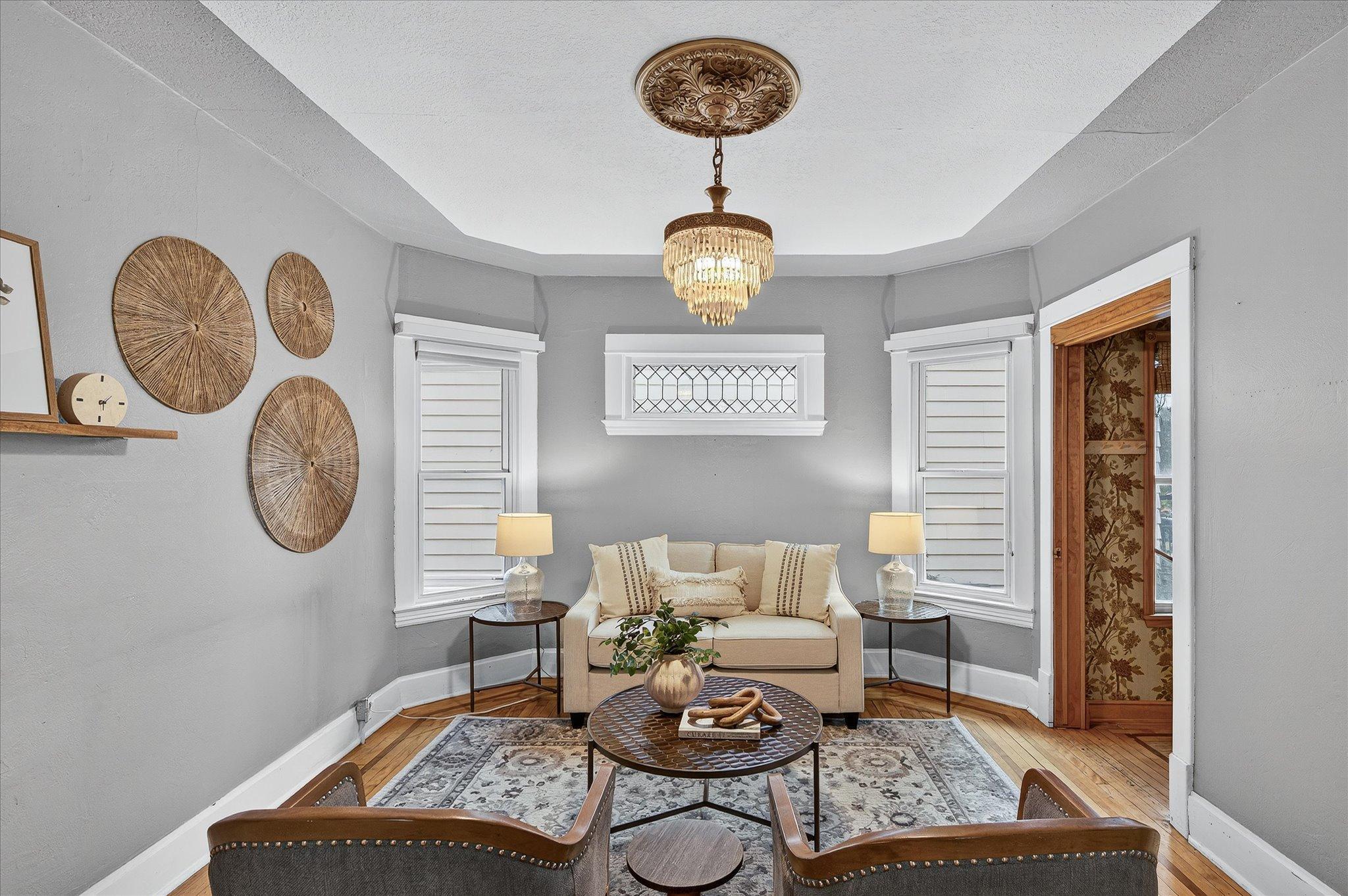 735 Madison Street Property Photo 5