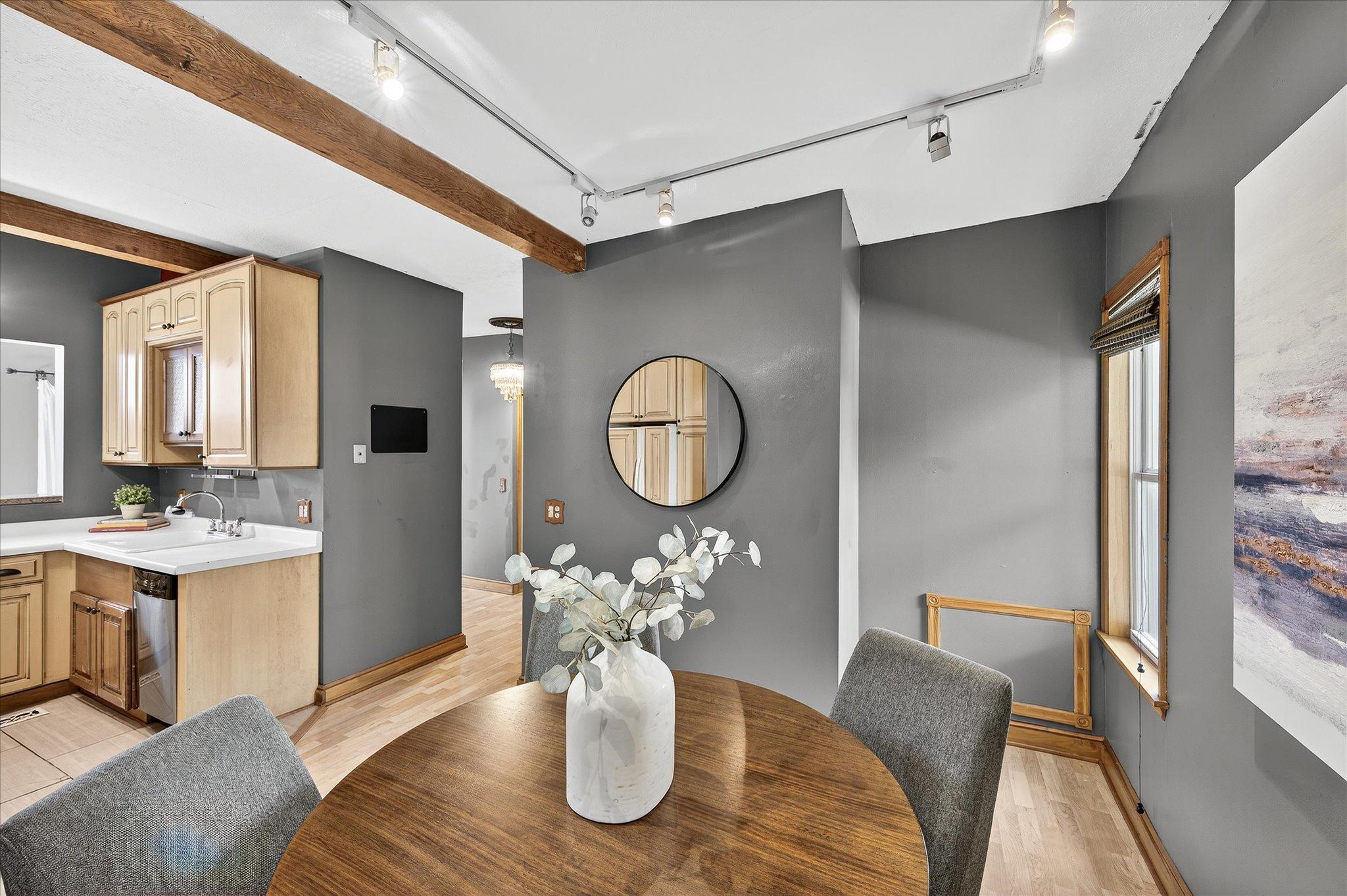 735 Madison Street Property Photo 10