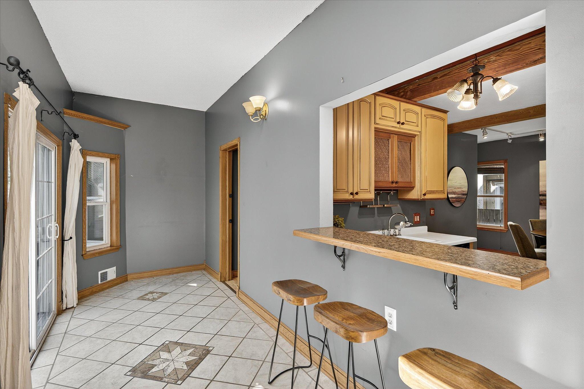 735 Madison Street Property Photo 13