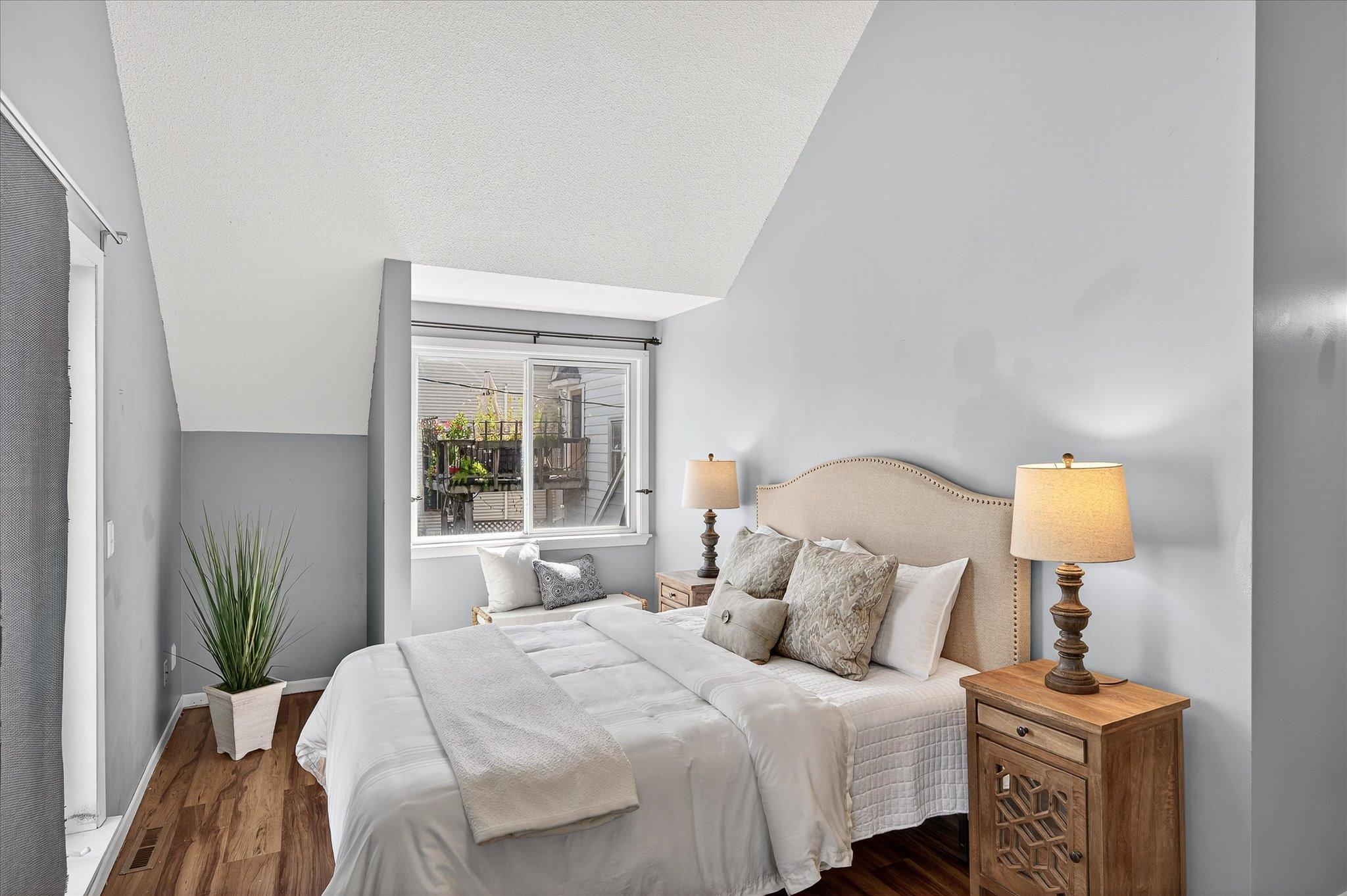 735 Madison Street Property Photo 18