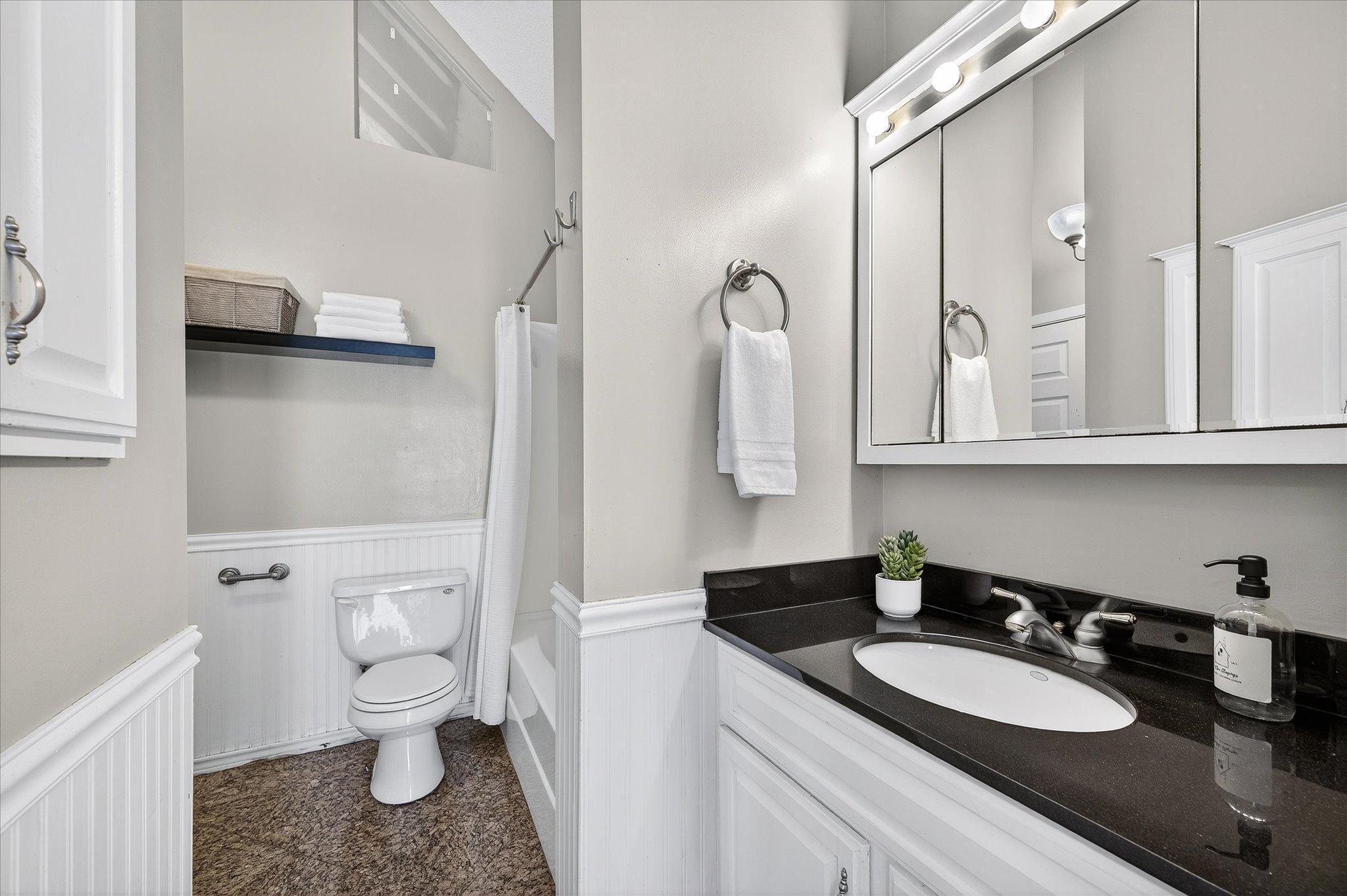 735 Madison Street Property Photo 20