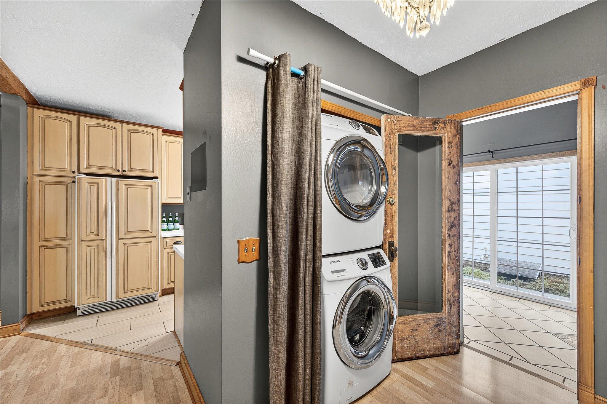 735 Madison Street Property Photo 24