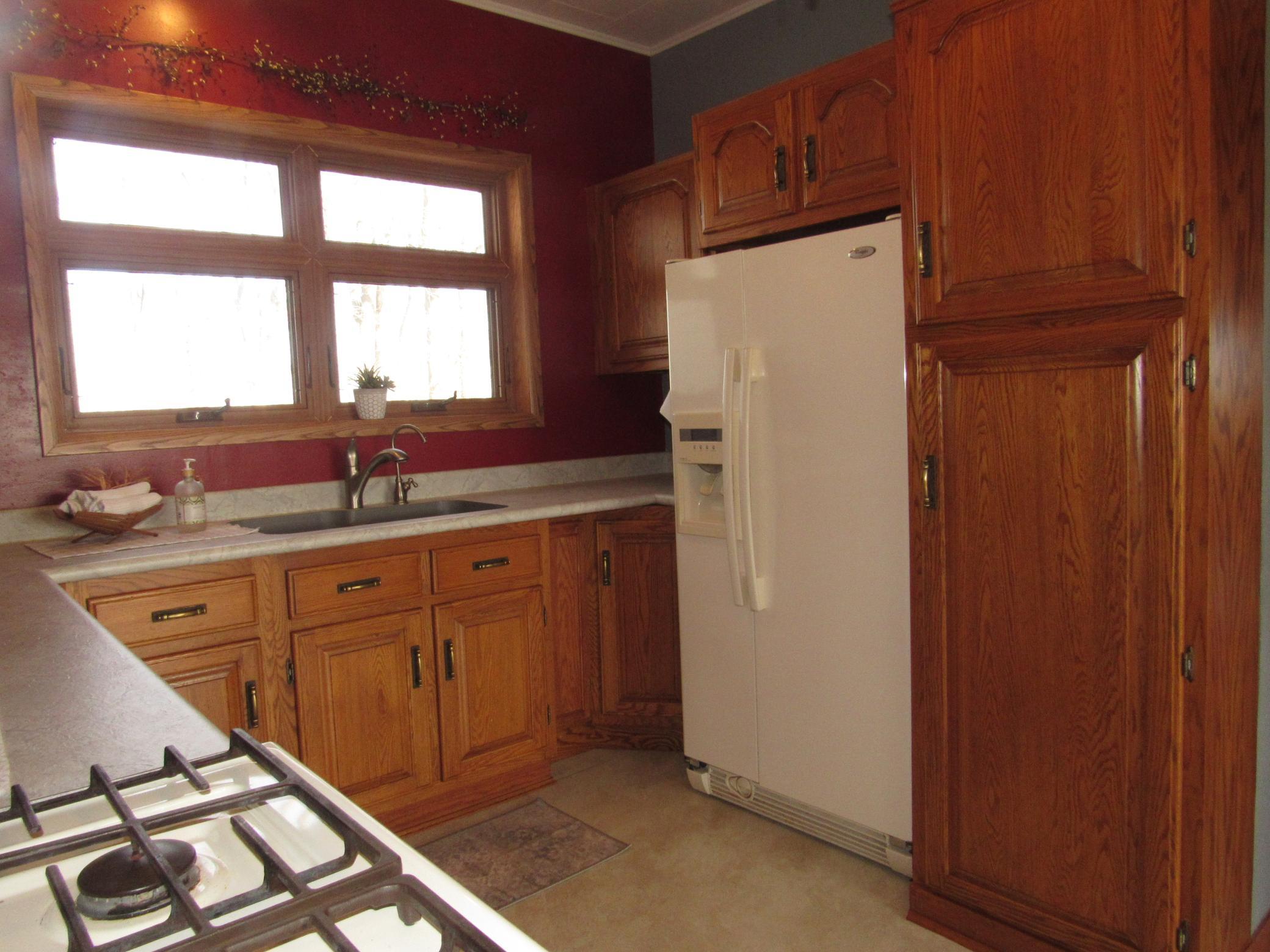 10753 Knauf Avenue Property Photo 14