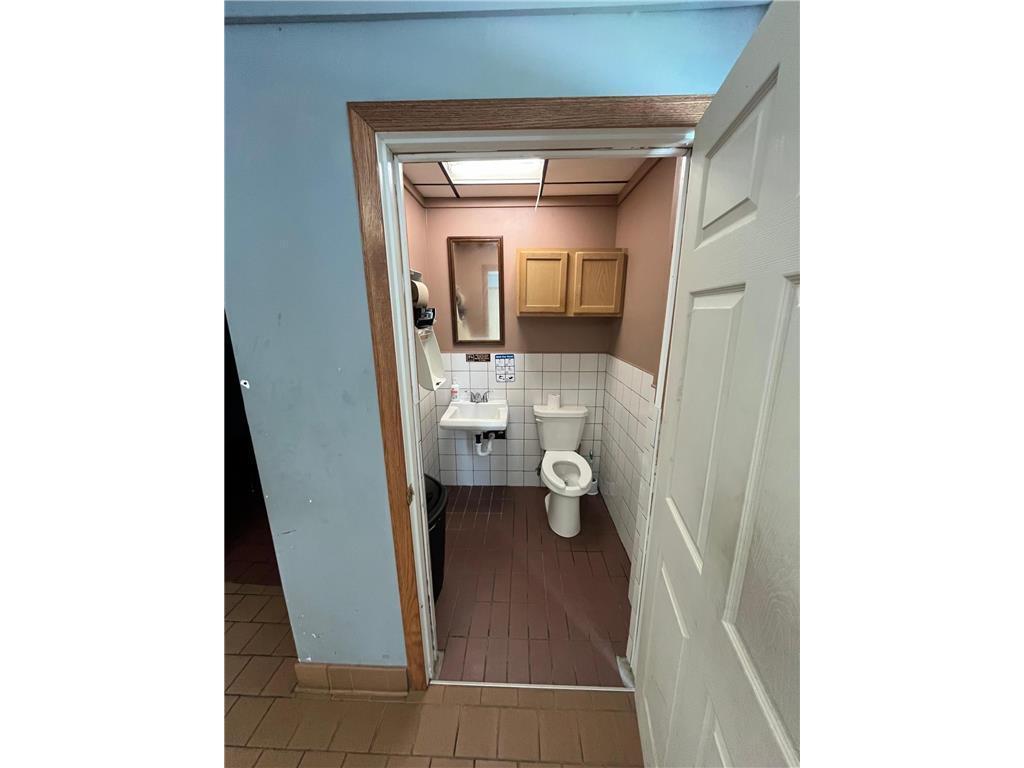 121 Franklin Avenue Ne Property Photo 10