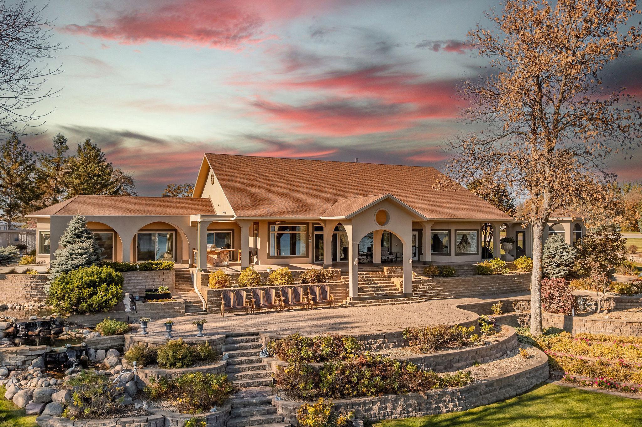 282 Nw Agnes Boulevard Property Photo 1