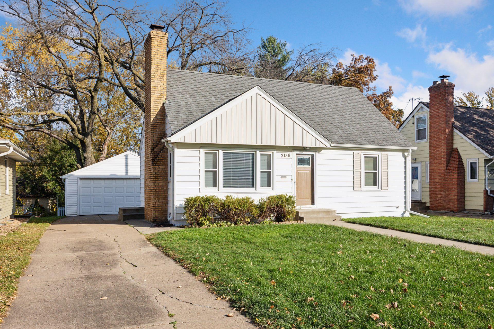 2139 Highland Place Property Photo 1