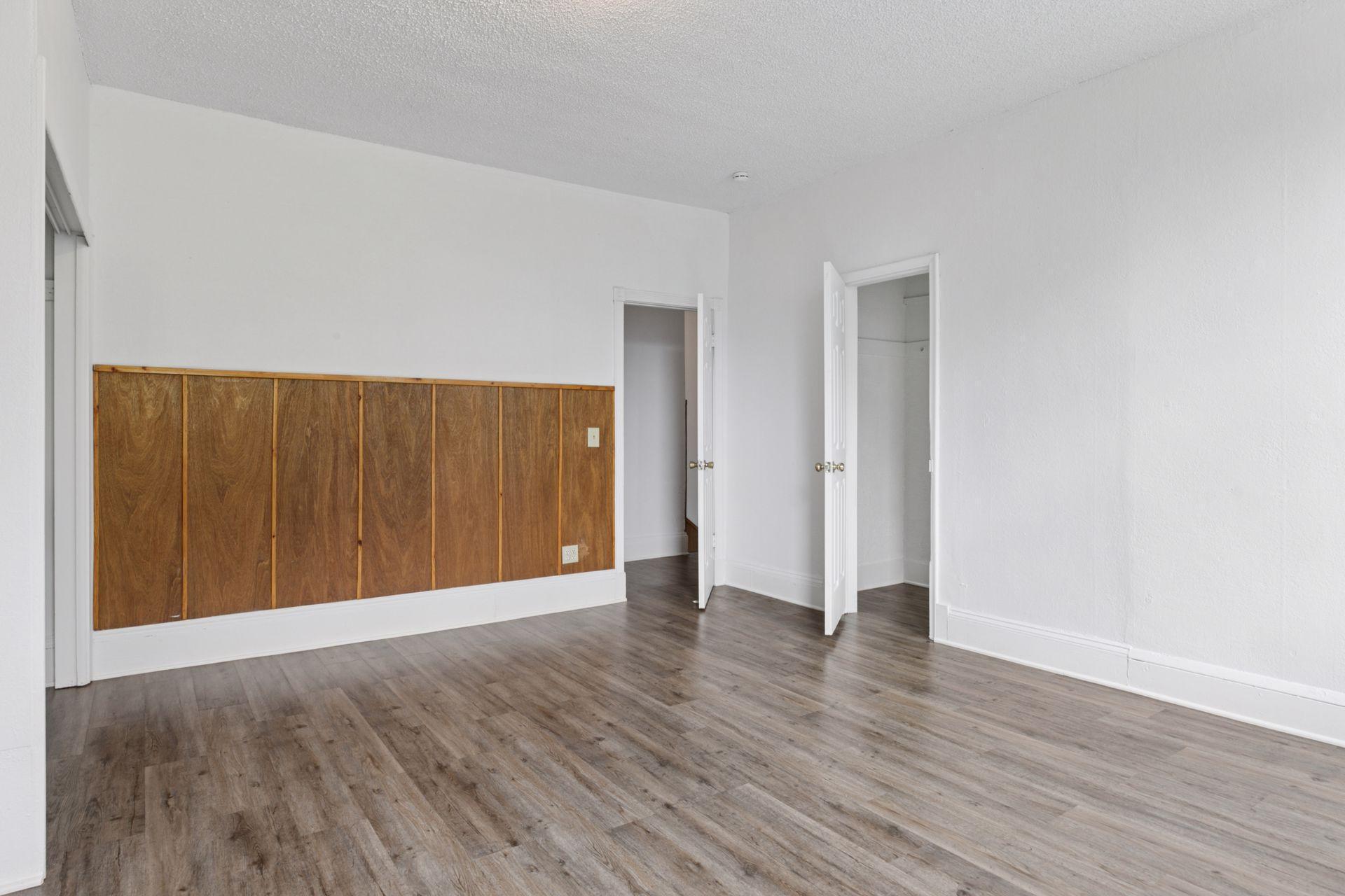 320 W Fuller Avenue Property Photo 11