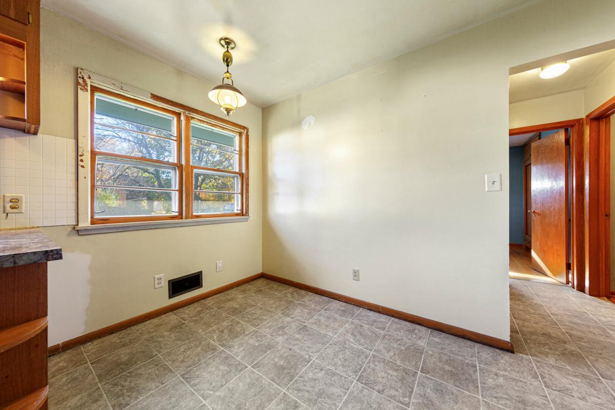 1043 Chase Avenue Property Photo 16