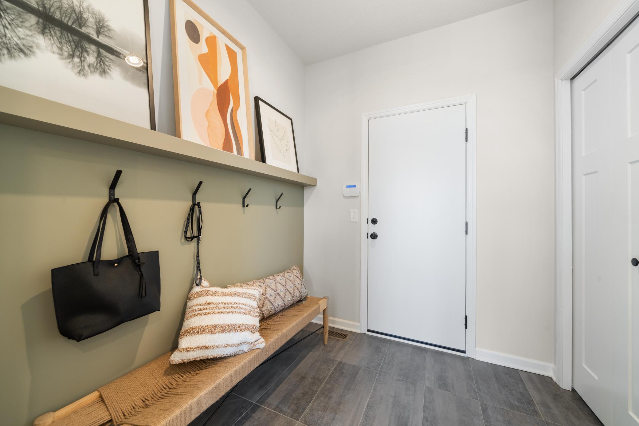 1005 Annagaire Curve Property Photo 9