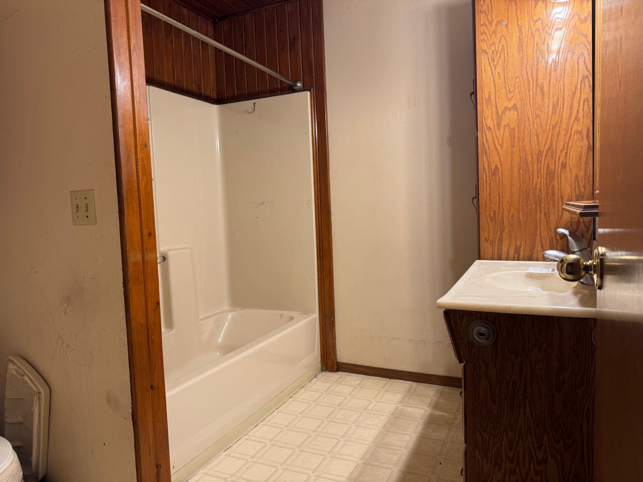 406 4th Street Property Photo 7