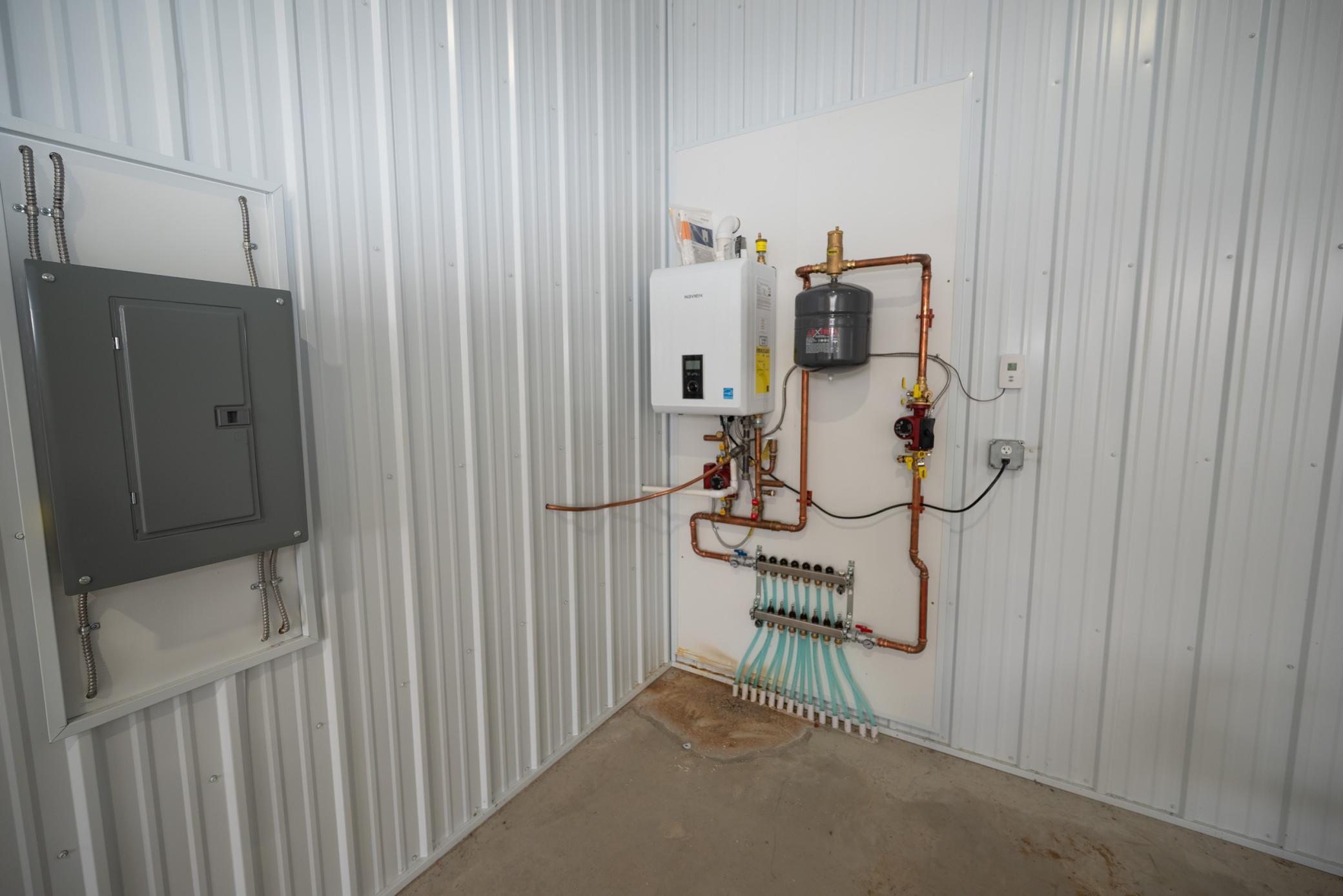 23235 Anderson Boulevard Property Photo 7