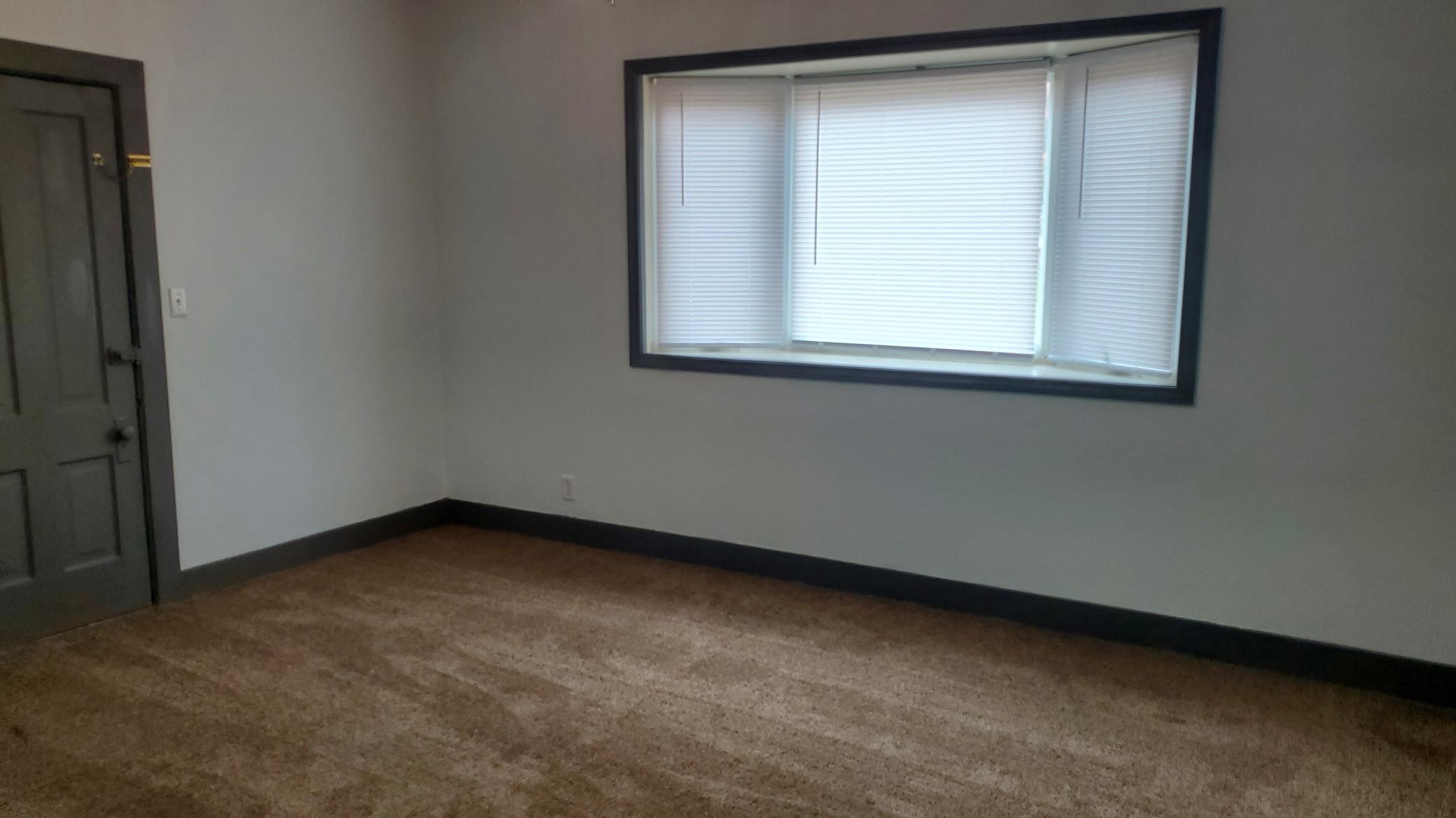 221 Bridge Street Property Photo 8