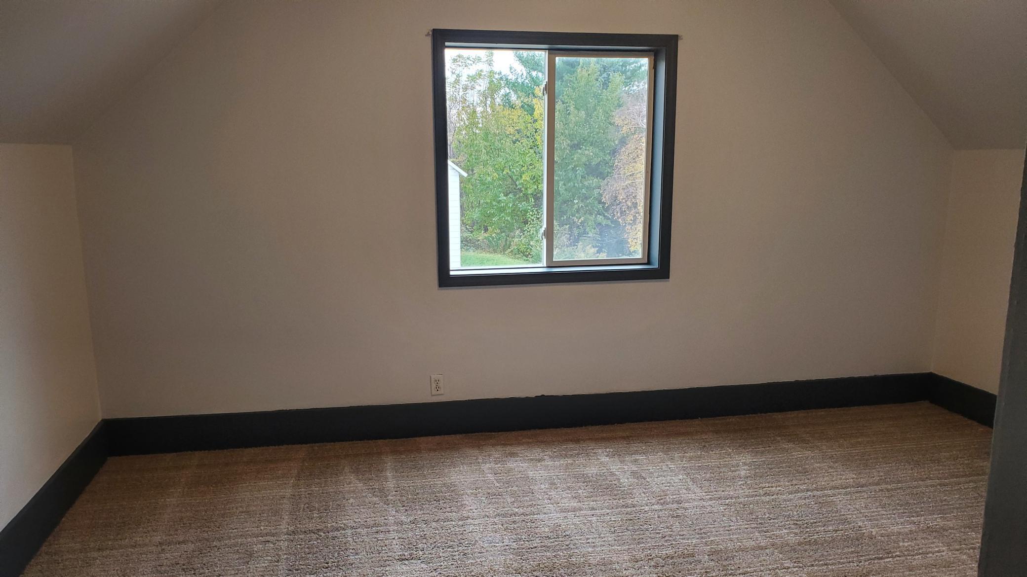 221 Bridge Street Property Photo 10