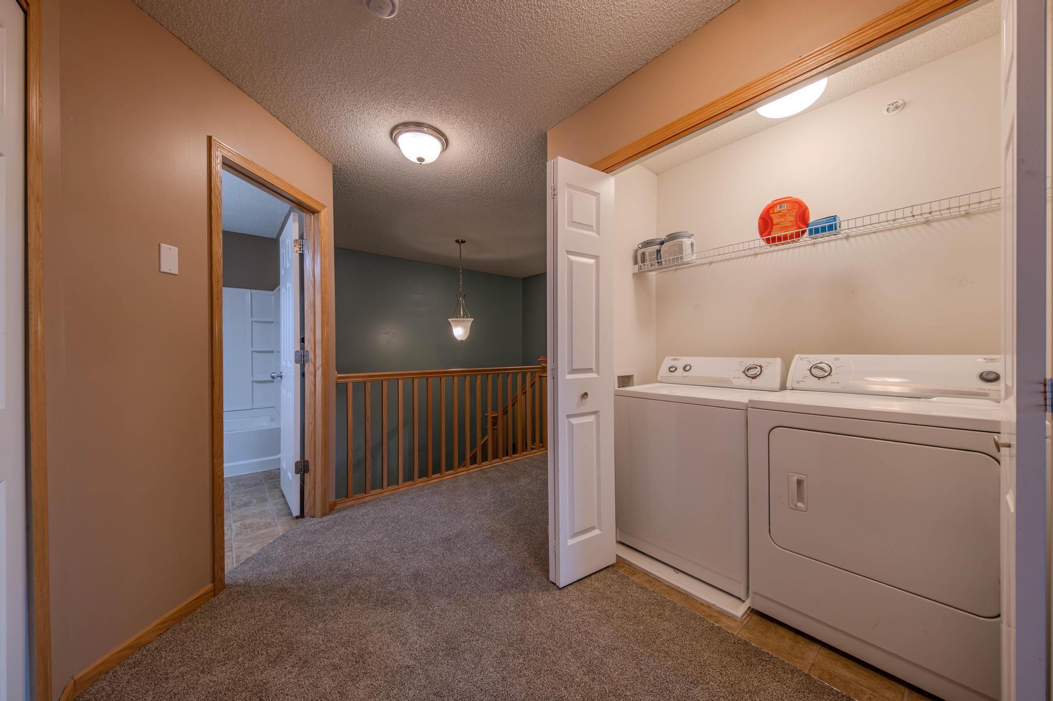 8483 Emery Parkway N Property Photo 18