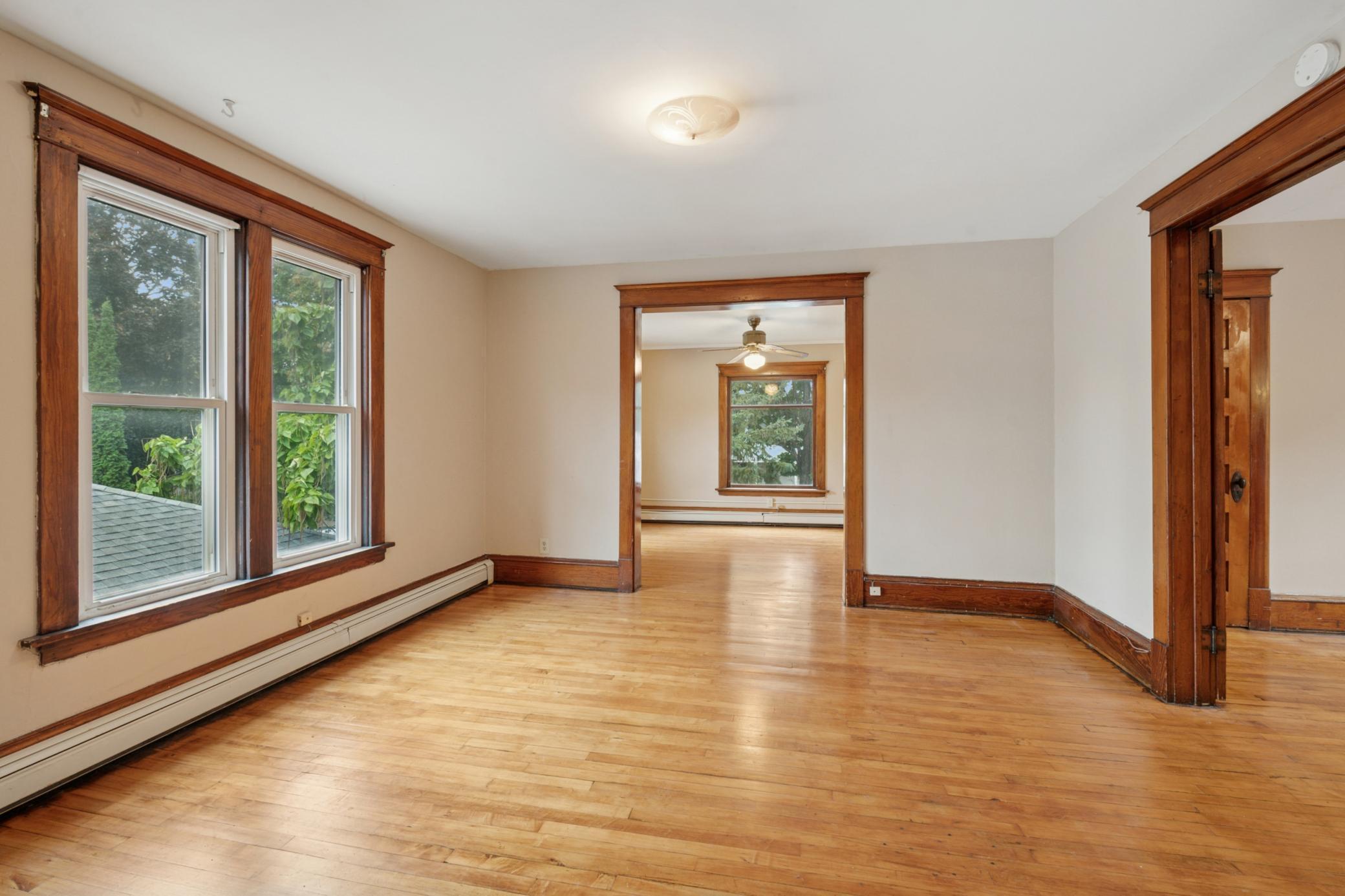 653 Jefferson Street Property Photo 6