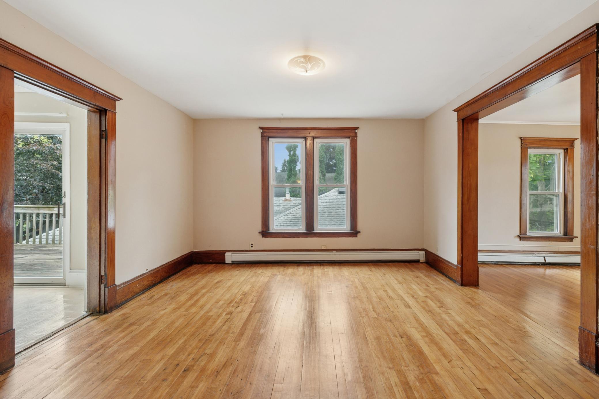 653 Jefferson Street Property Photo 10