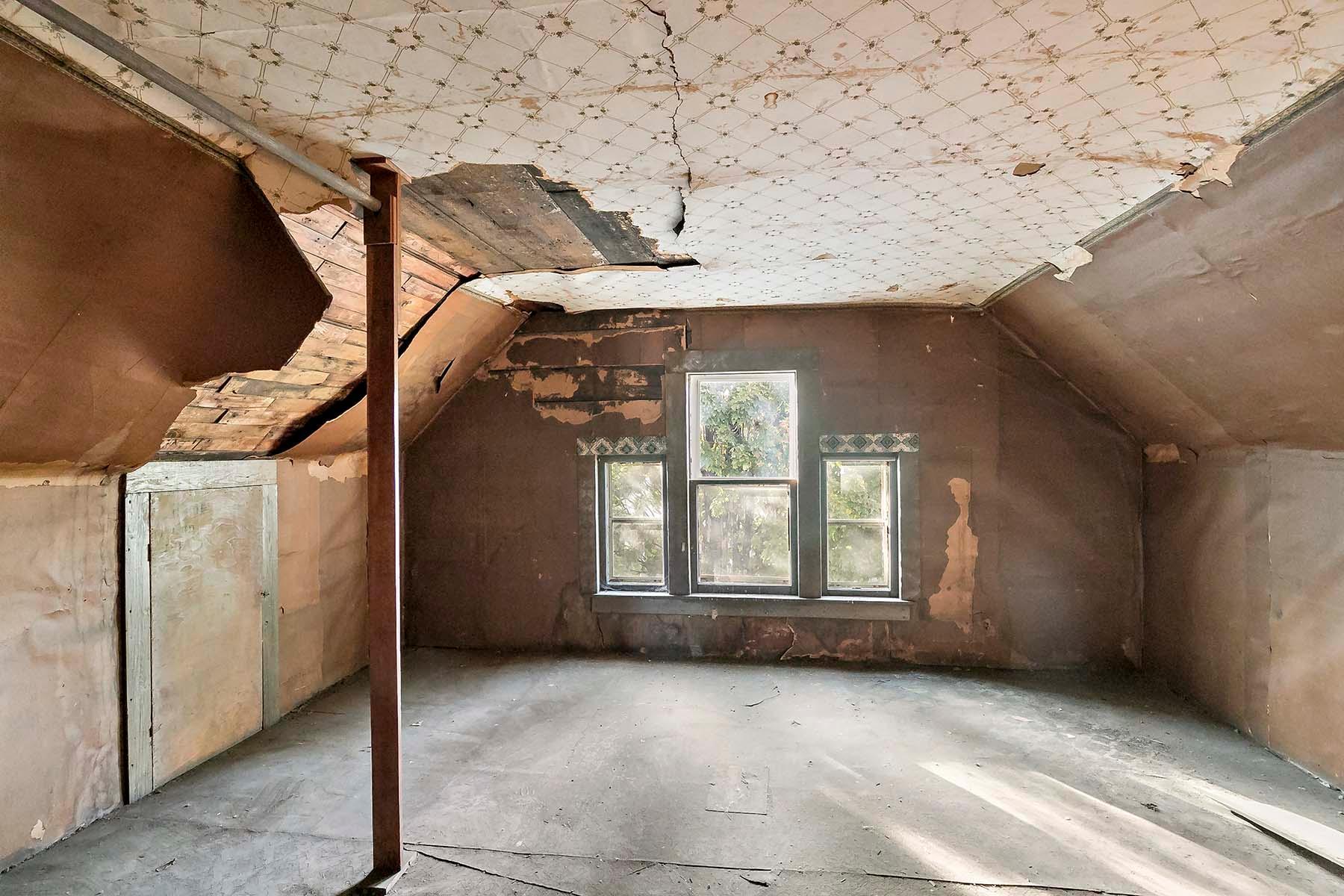 653 Jefferson Street Property Photo 32