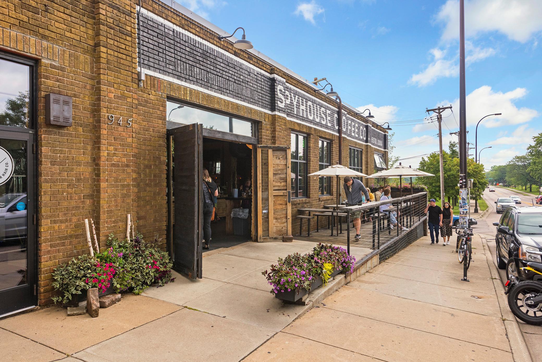 653 Jefferson Street Property Photo 43